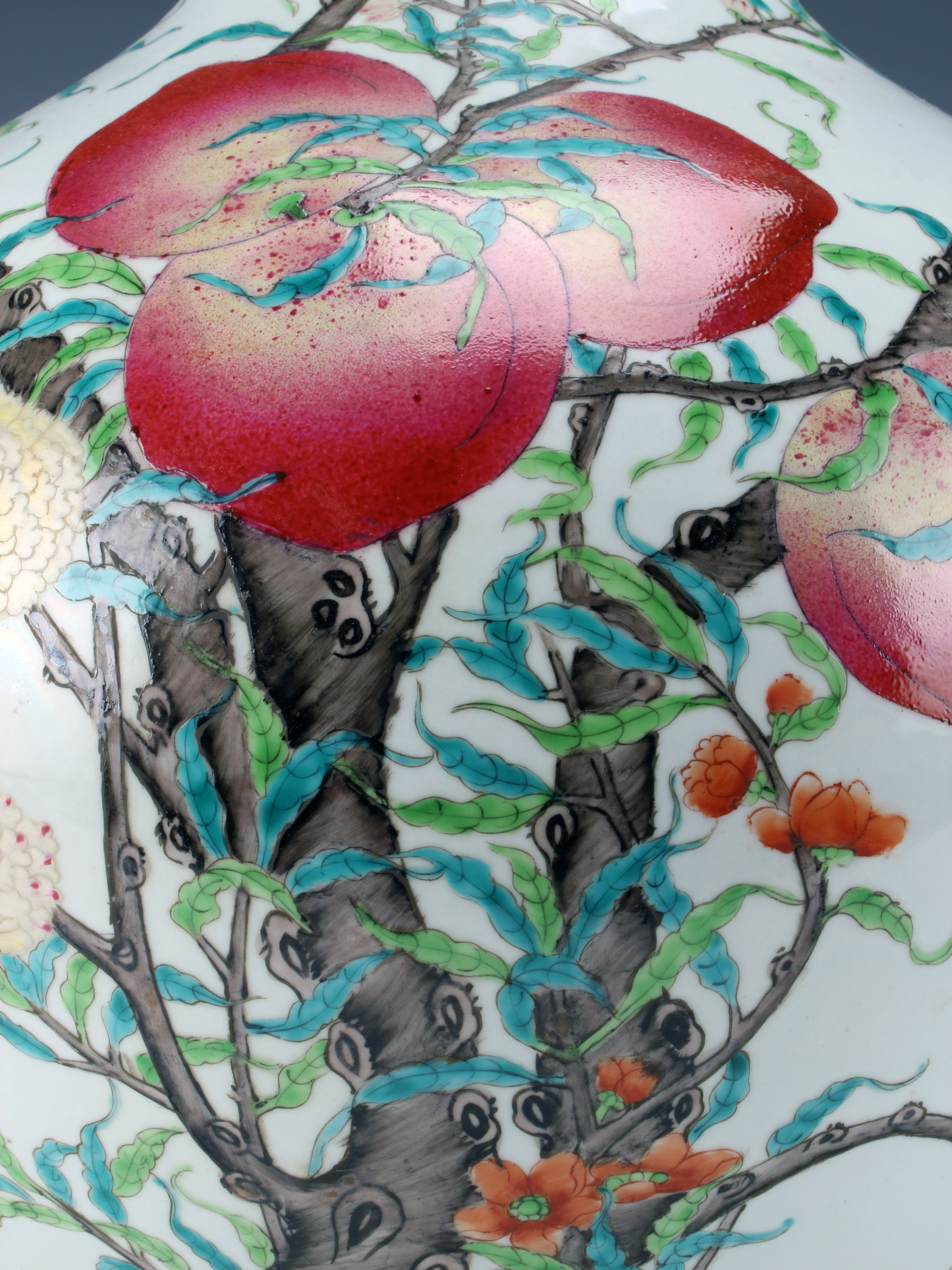 Grand Famille Rose Peach & Bat Porcelain Vase - Qianlong Mark image 3