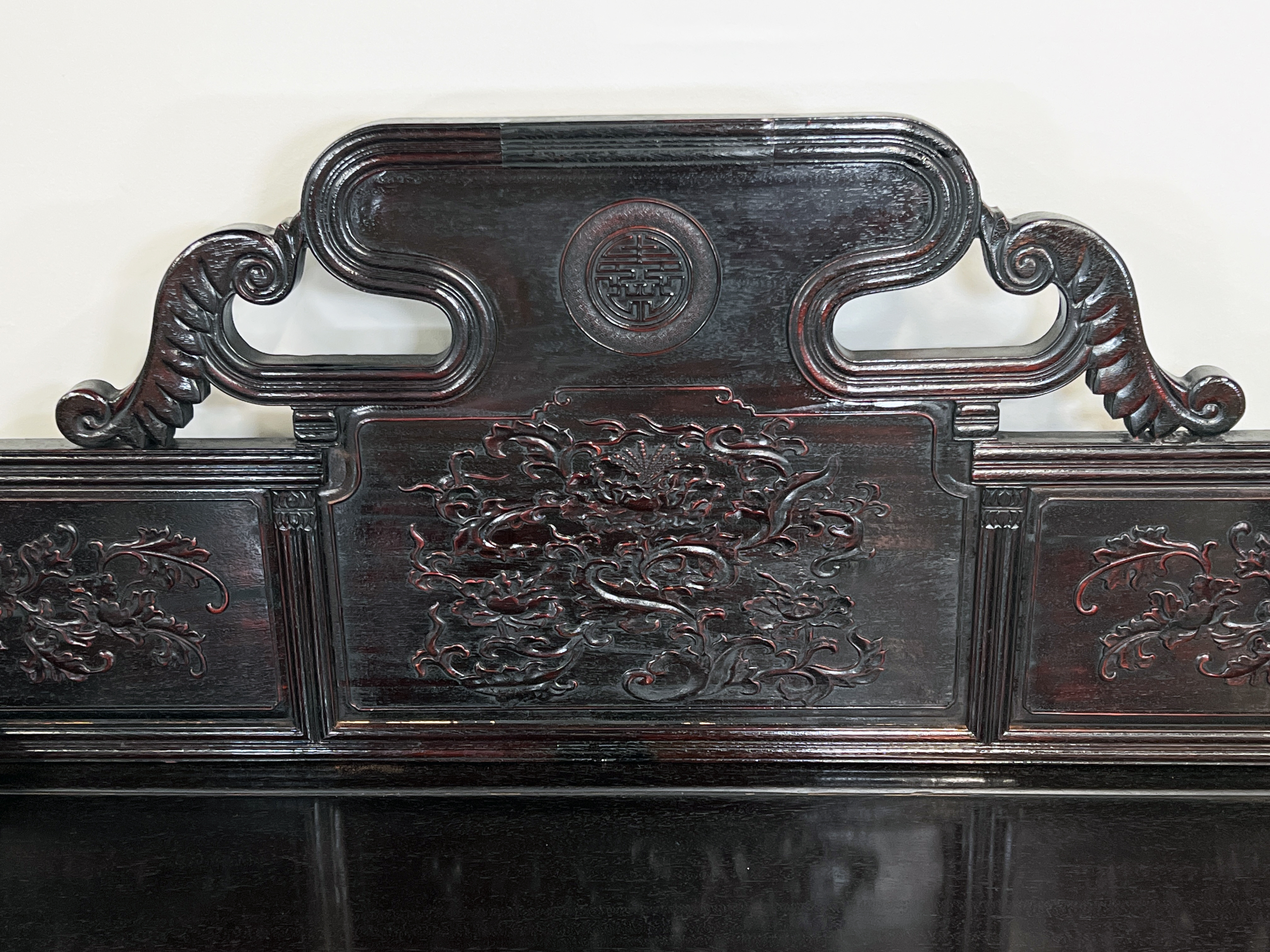 Ornate Zitan Chinese Daybed With Carved Florals image 2