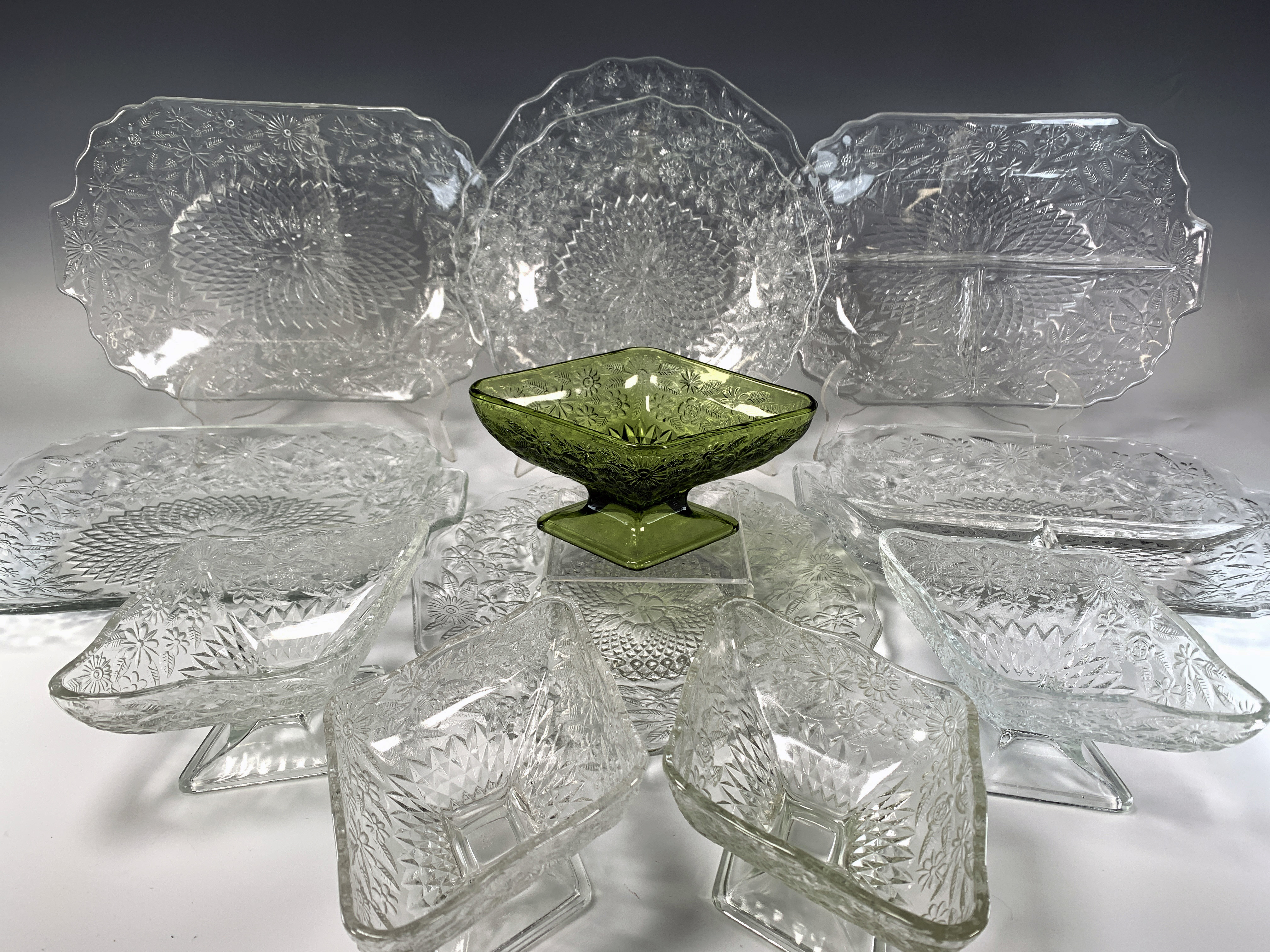Glass Plates & Dessert Cups image 1