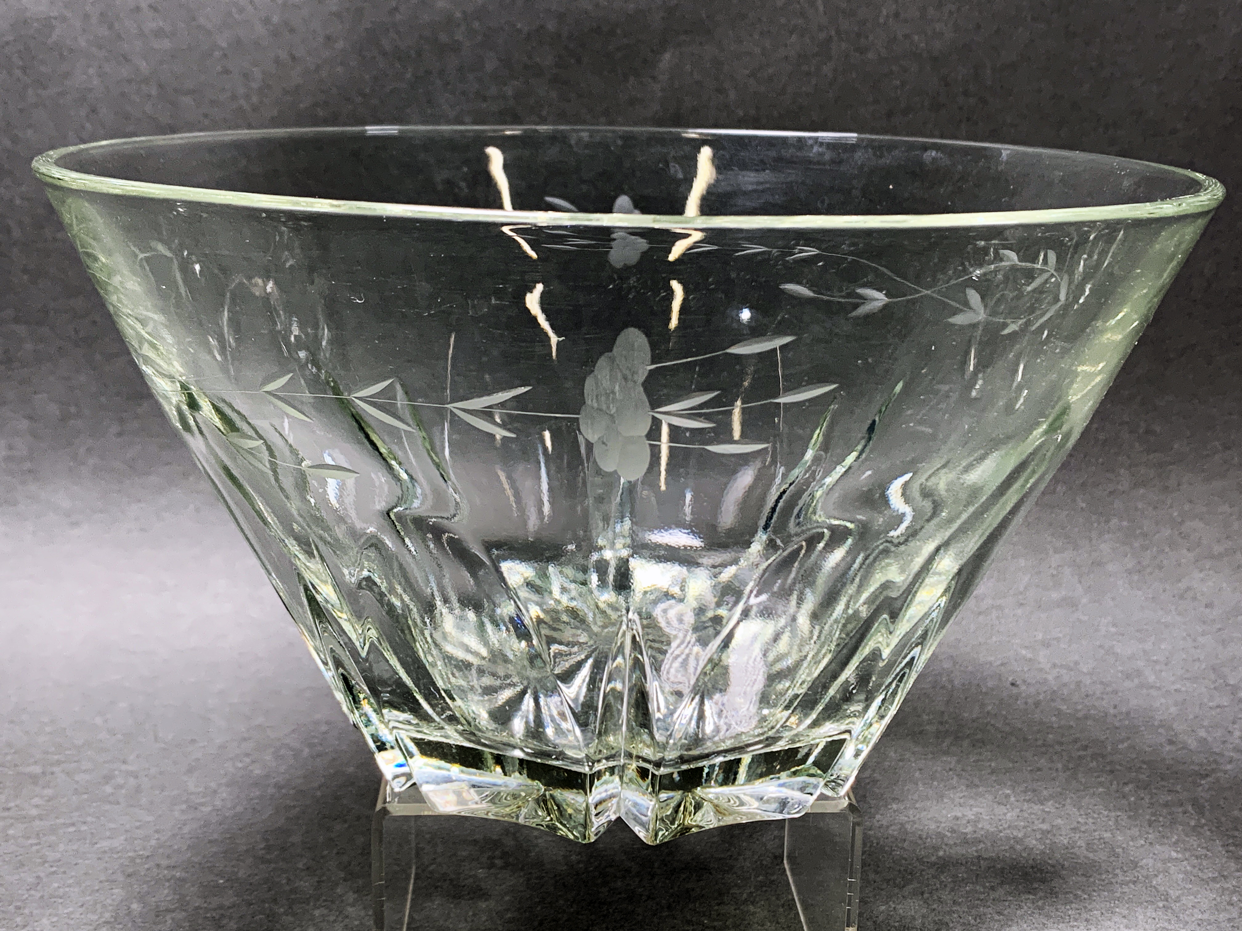 Etched Glass Punch Bowl And Glasses image 2