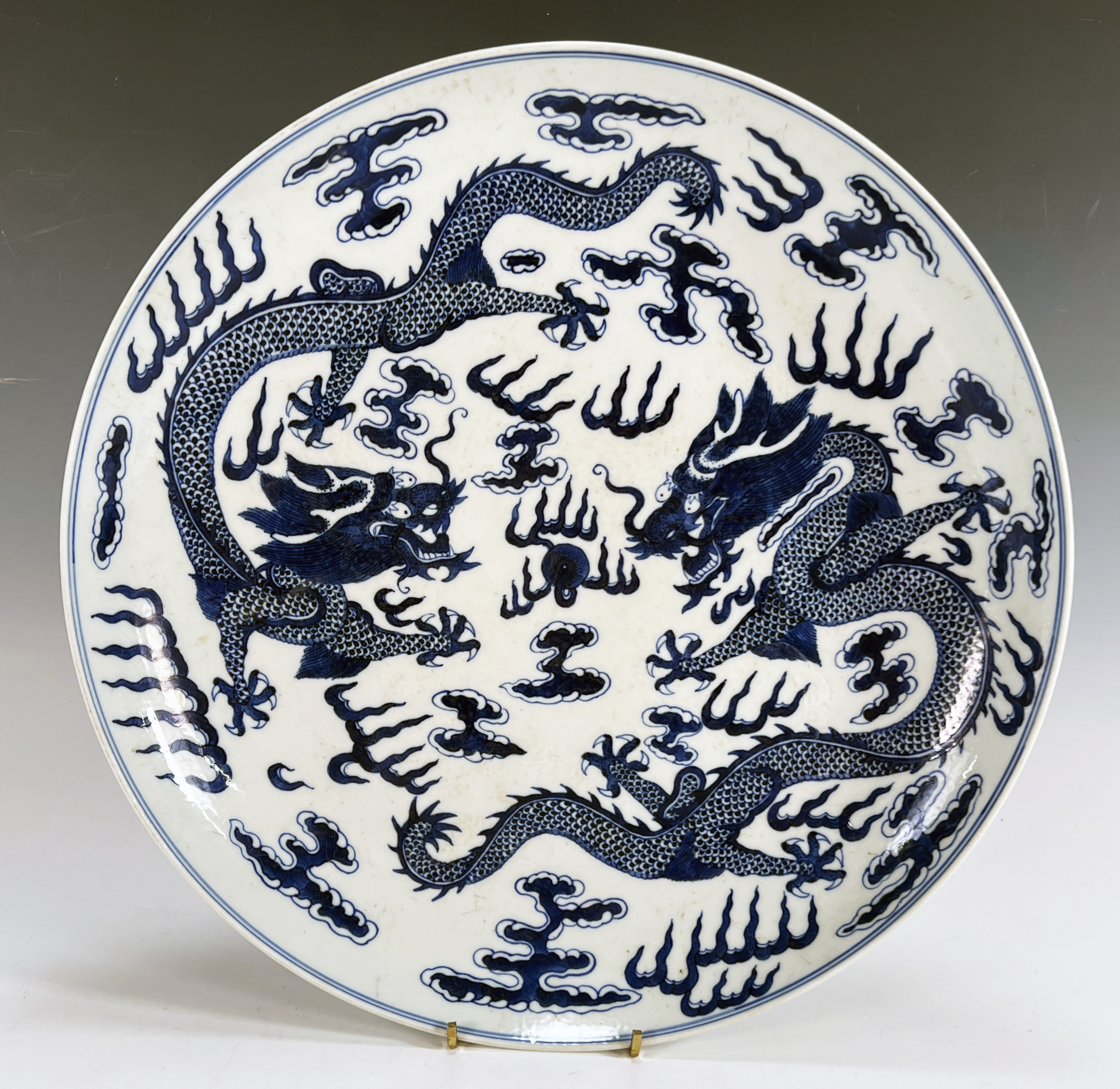 Exquisite Blue & White Chinese Charger Plate With Imperial Dragon Motif image 1