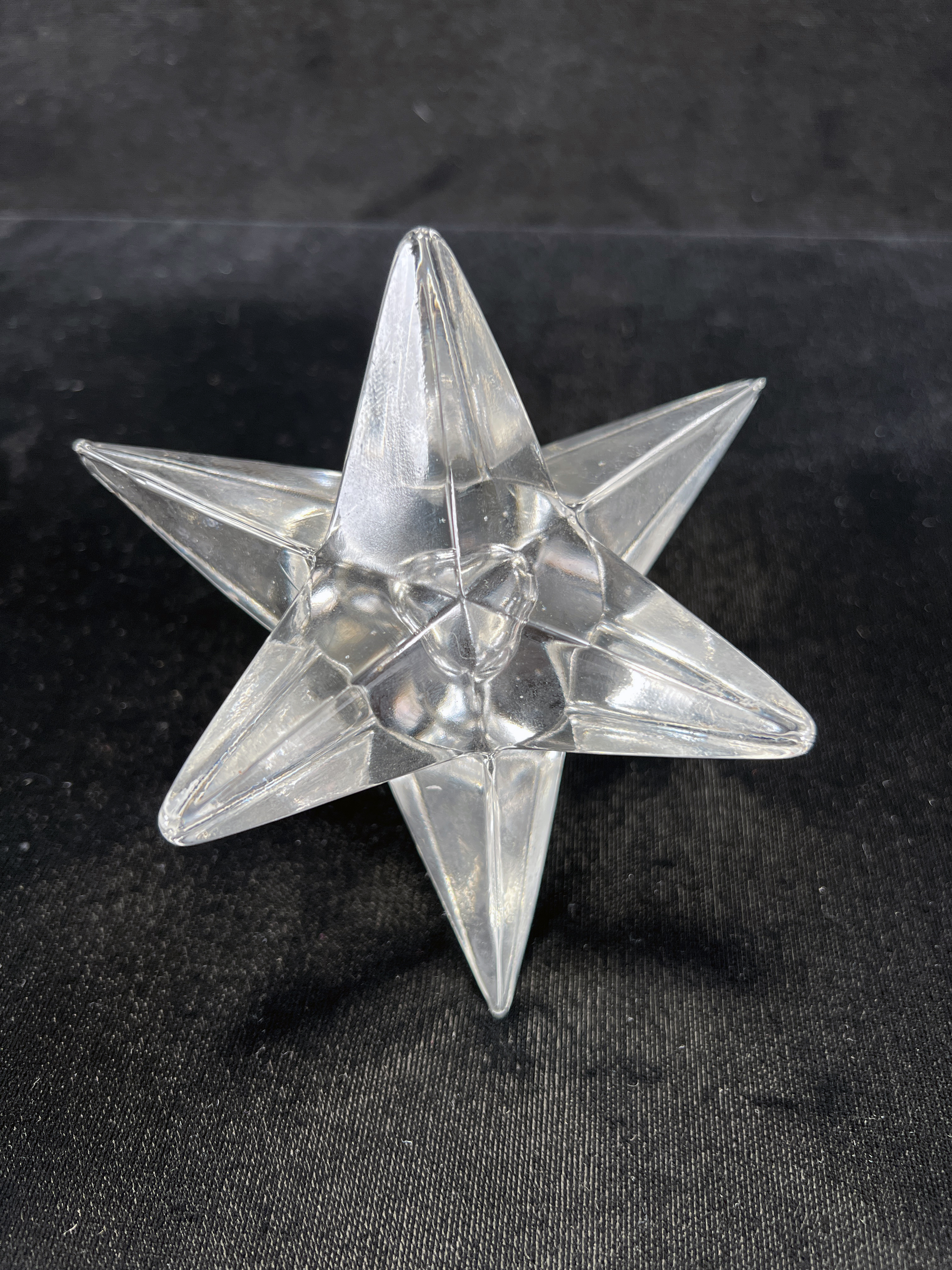 Caltrop Glass Star Form Candleholders image 4