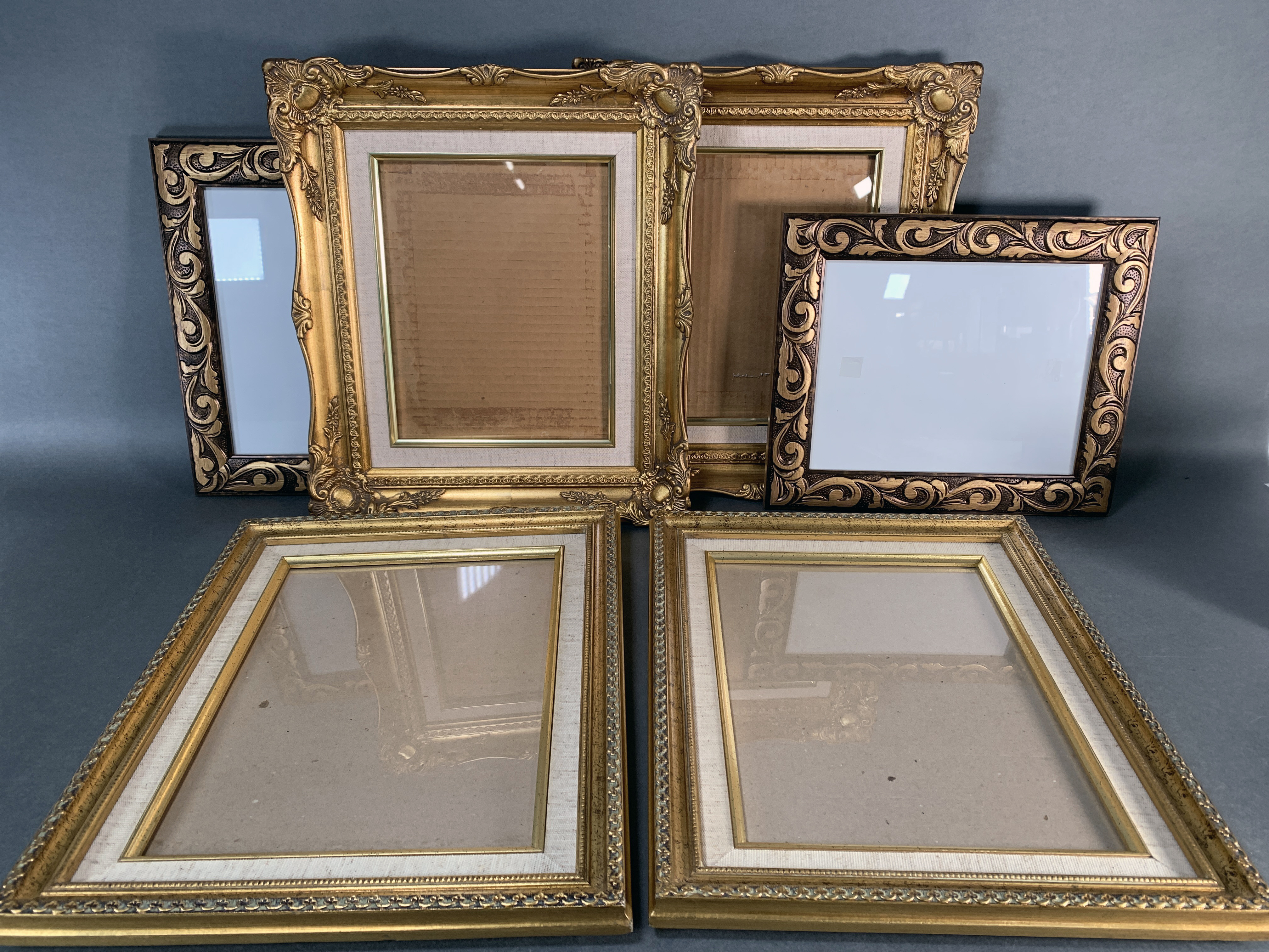 Picture Frames In Various Sizes image 1