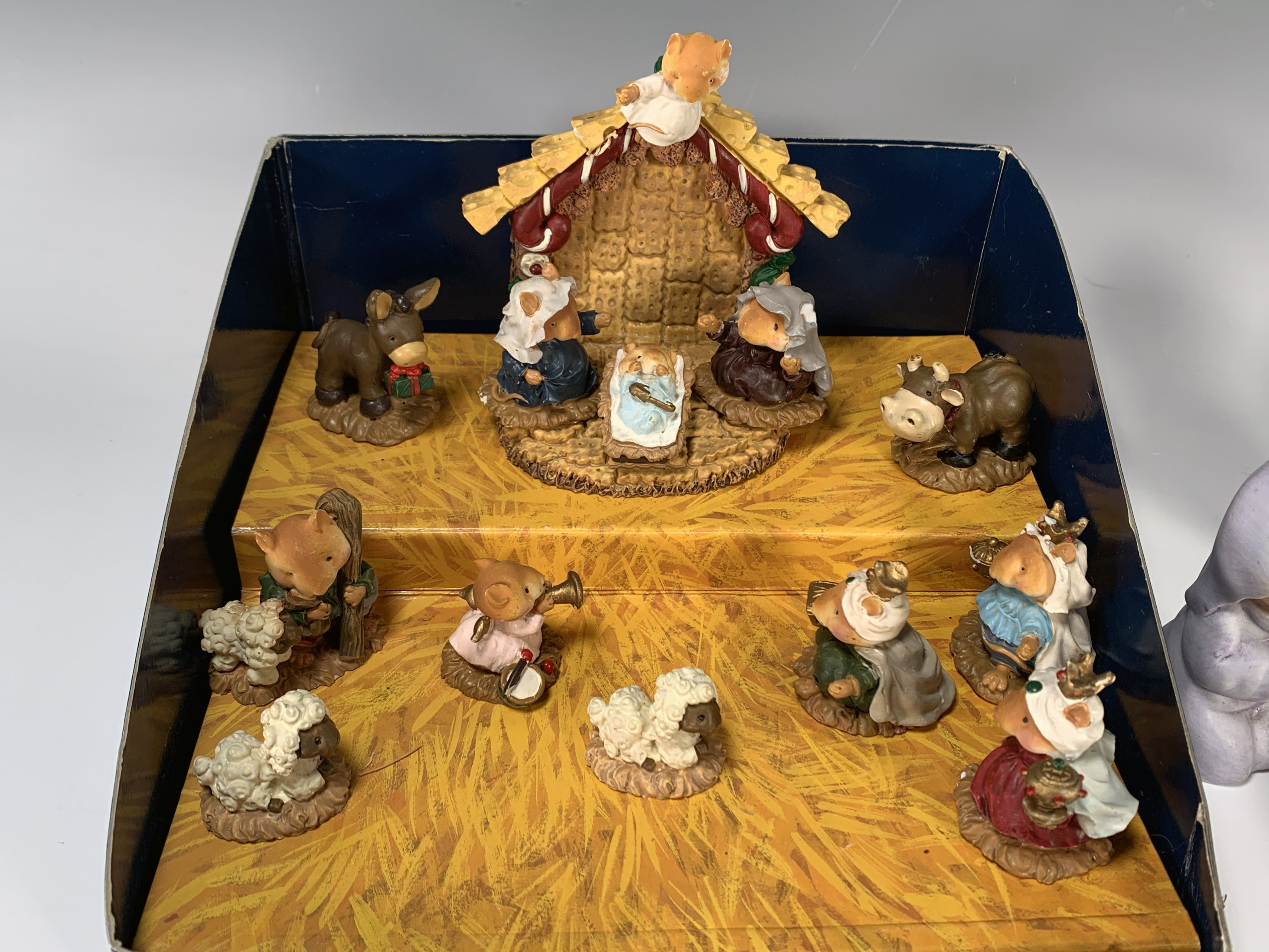 Various Pieces Of Ceramic Nativity Scenes image 2