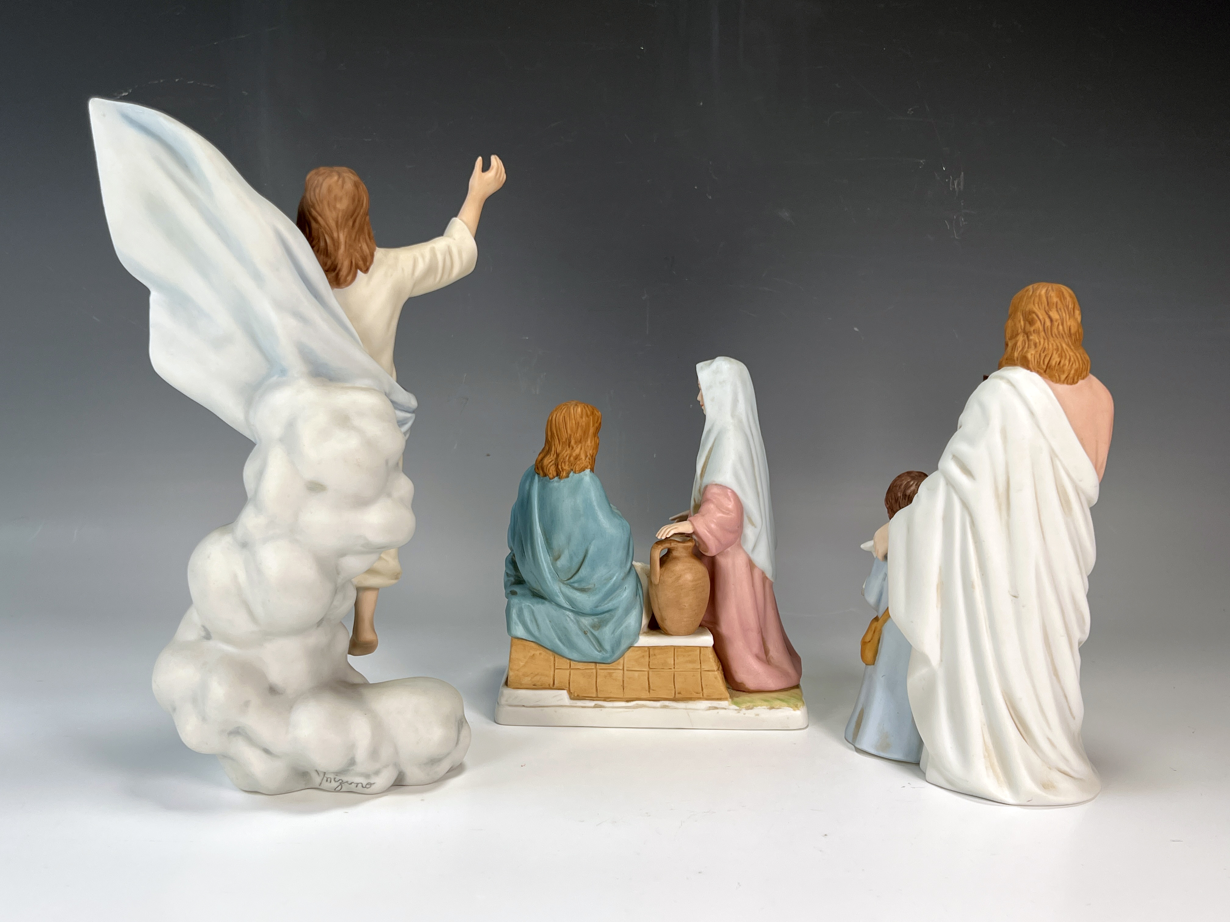 Porcelain Religious Figurines Jesus & Mary image 2