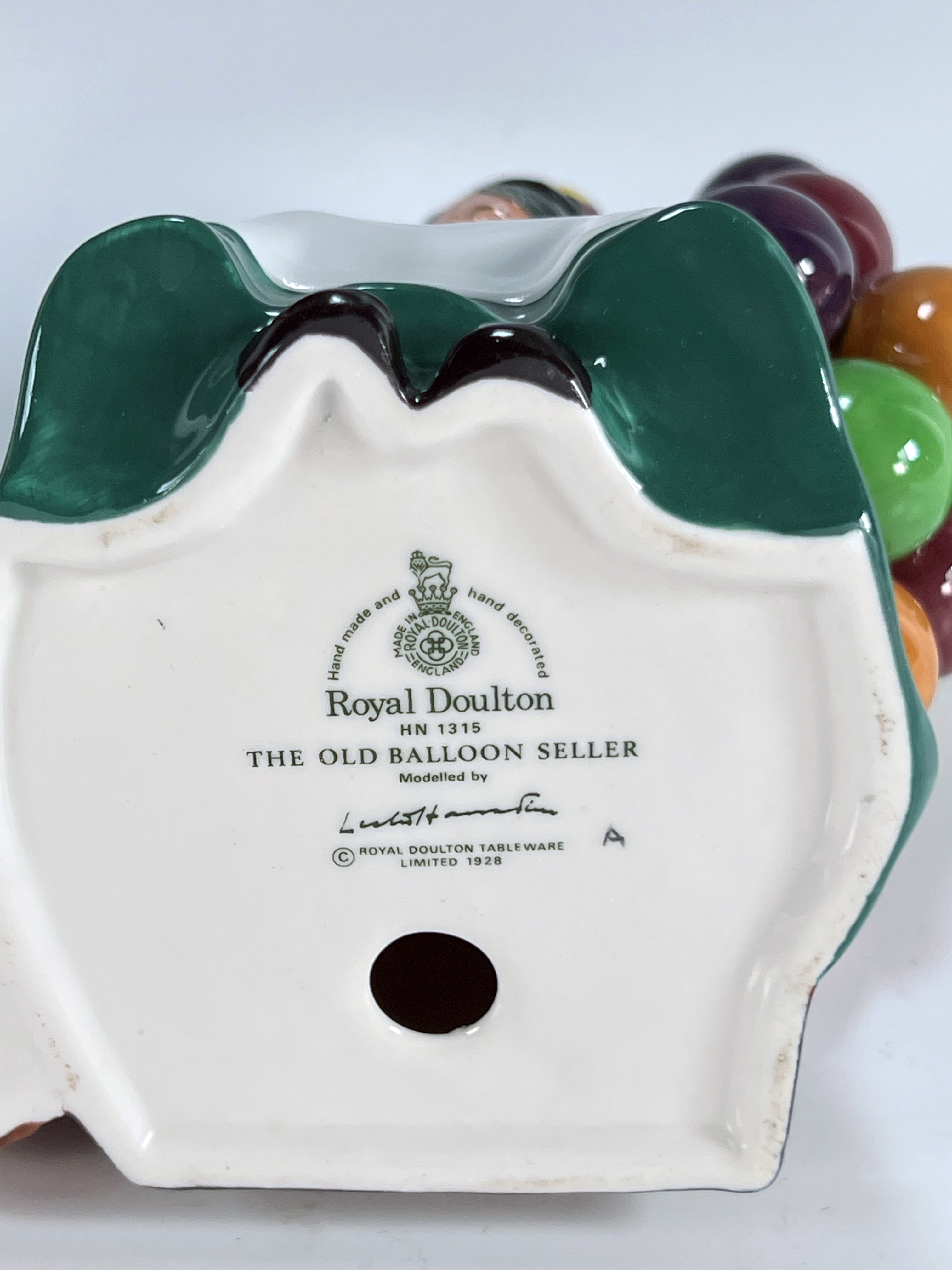 Old Balloon Seller & Schoolmarm Royal Doulton image 5