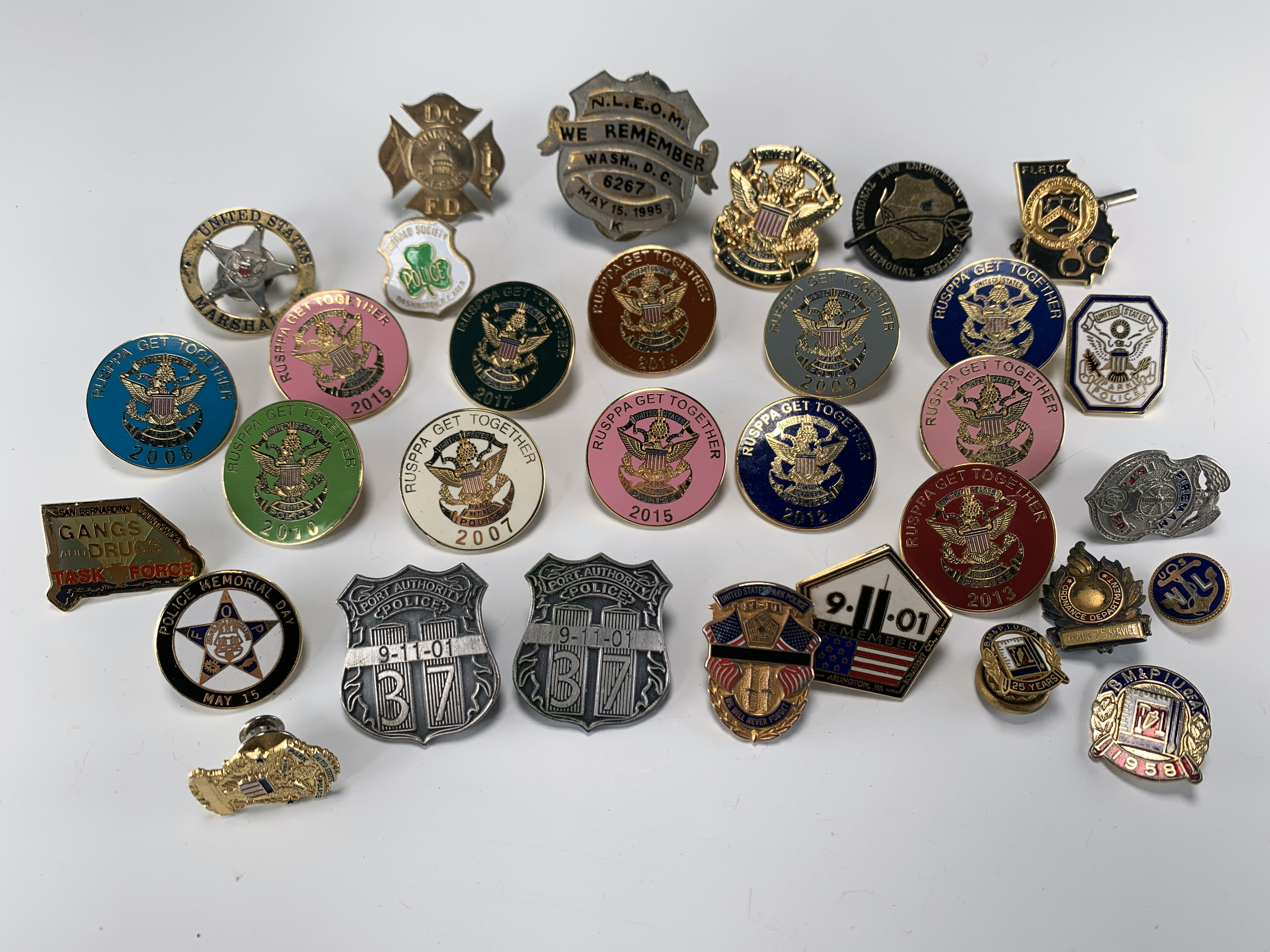 Collection Of Vintage Pins Police, 9/11, Organizations image 1