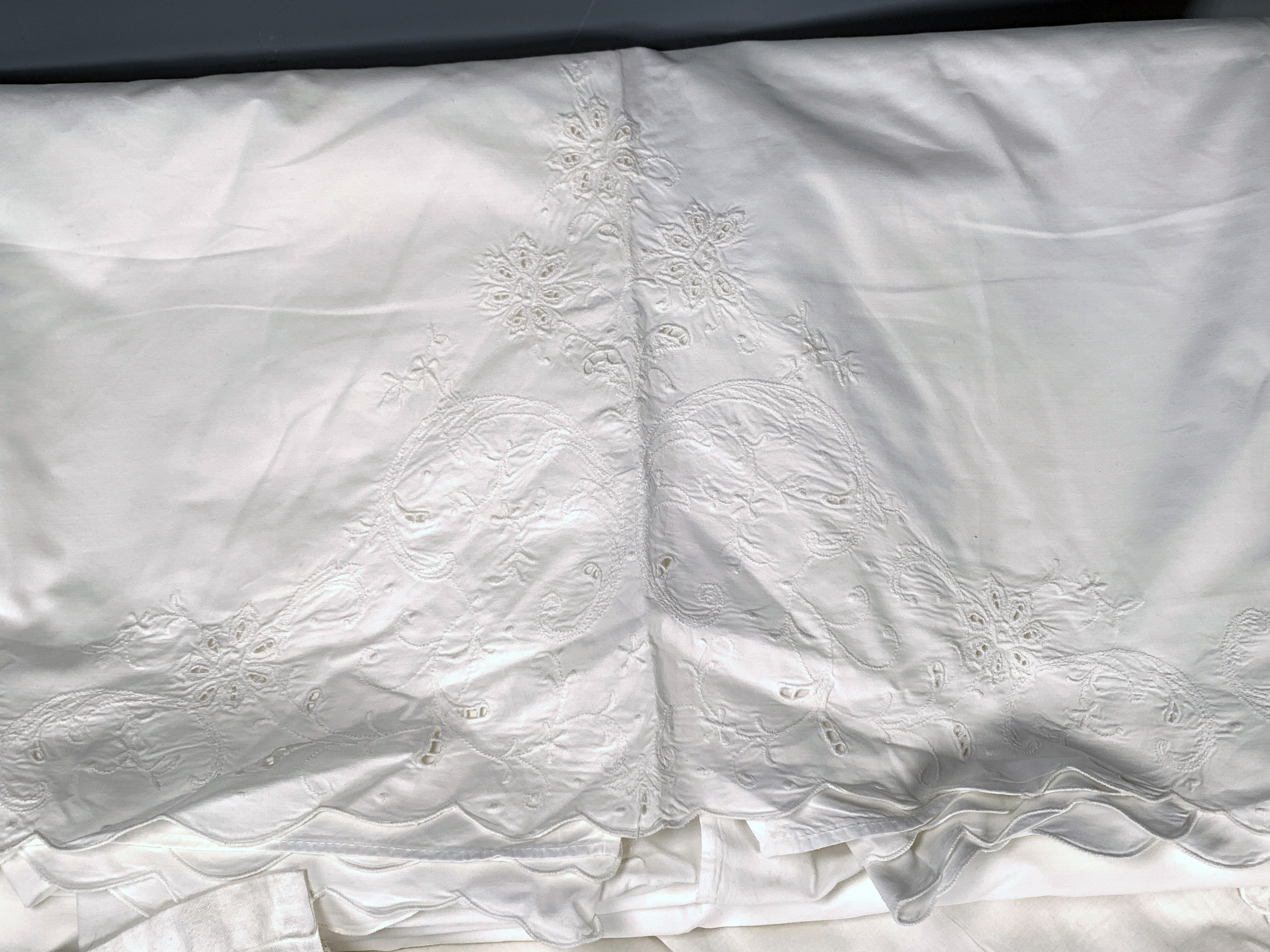 White Bed Linens image 2