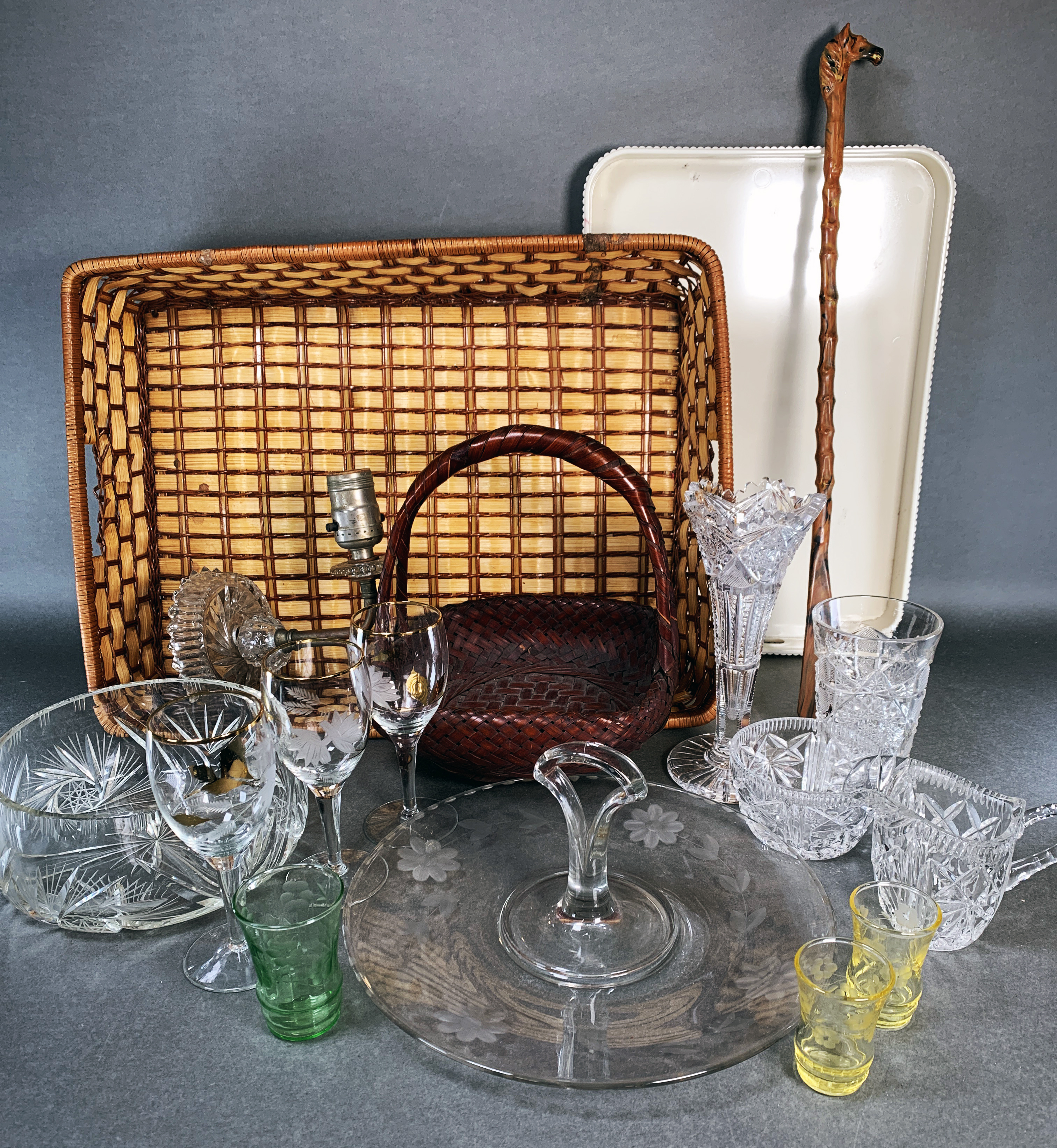 Glassware And Decorative Items image 1