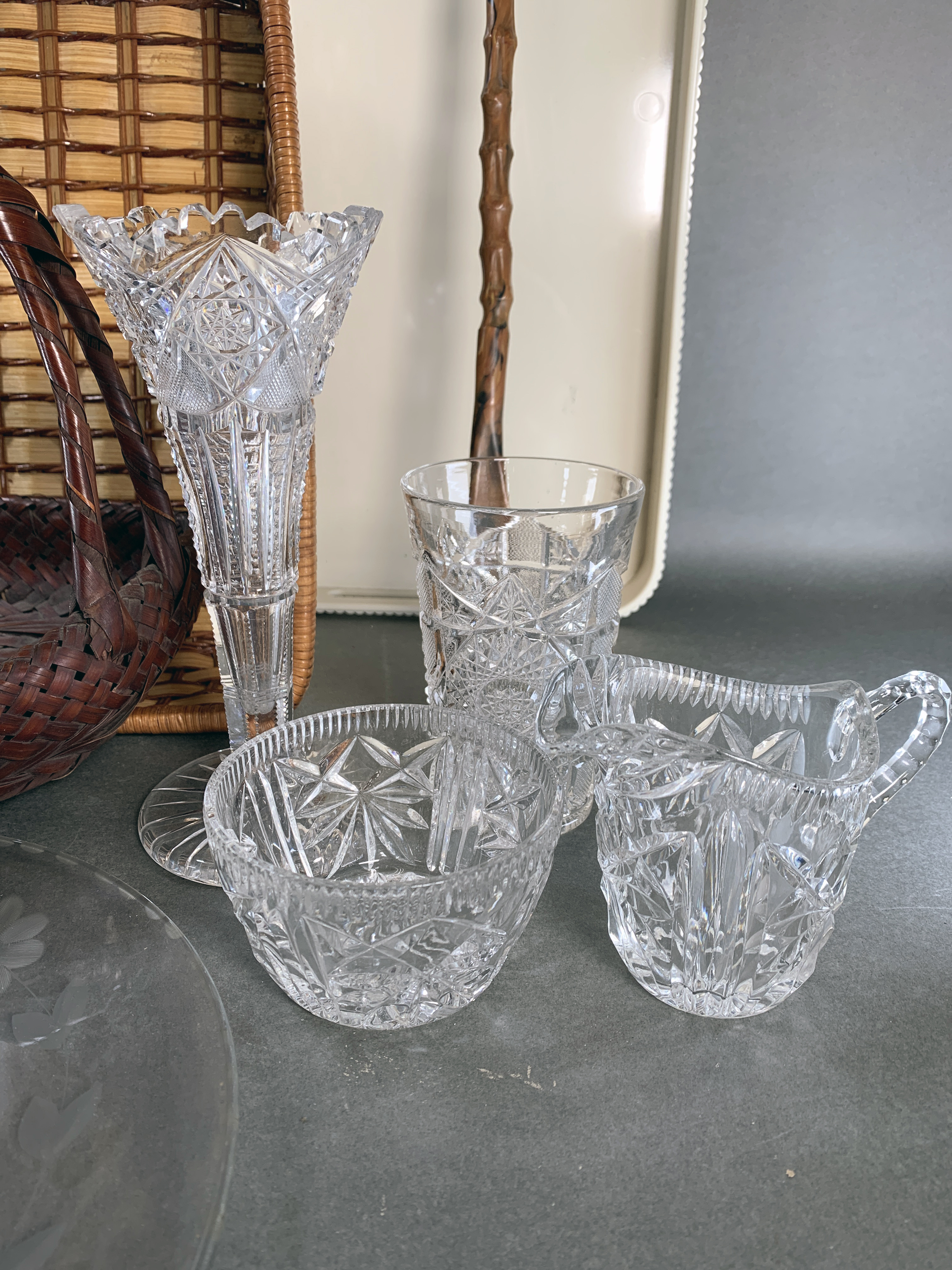 Glassware And Decorative Items image 3