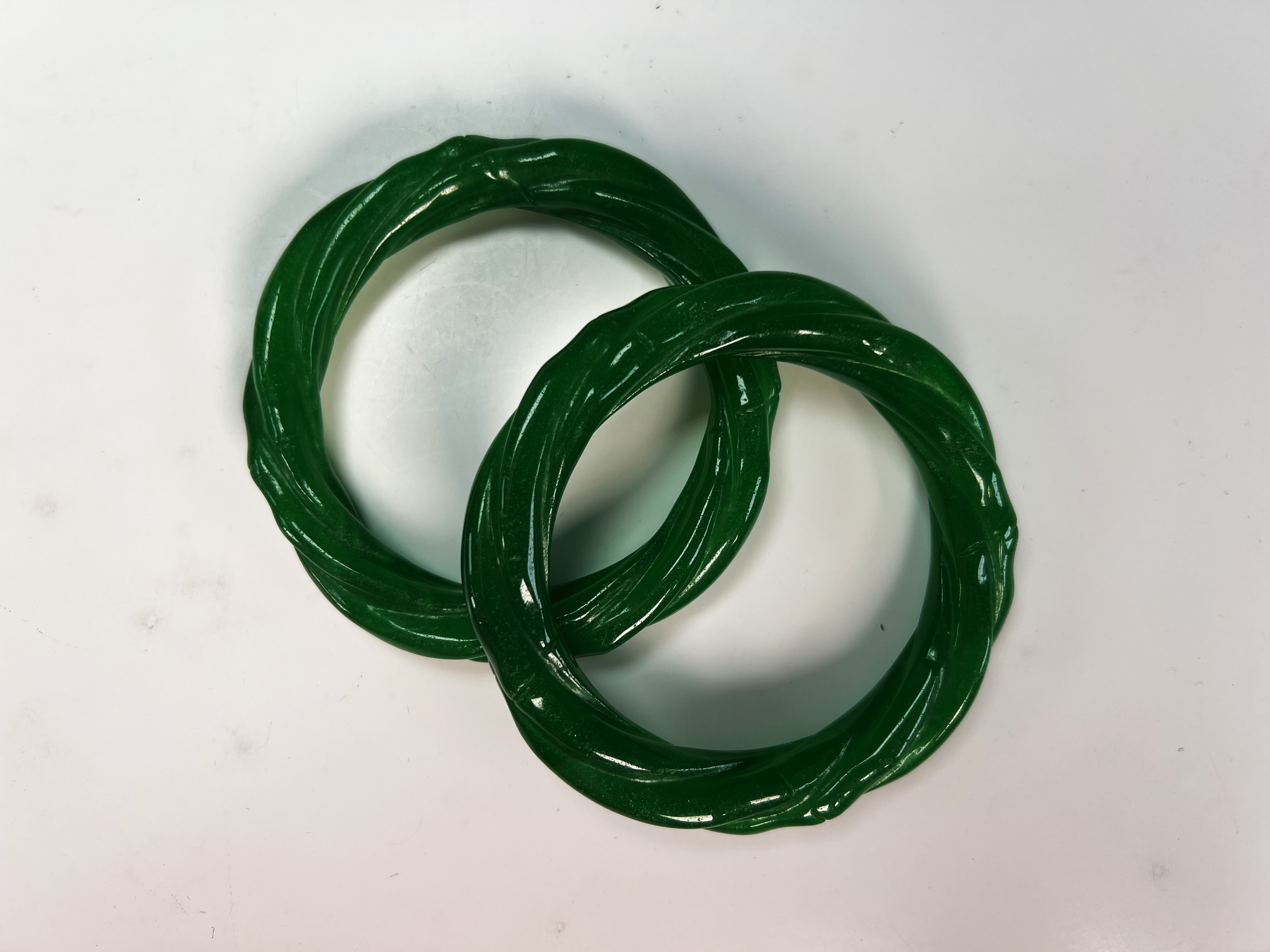 Exquisite Chinese Jade Bangles In Decorative Dragon Box image 3