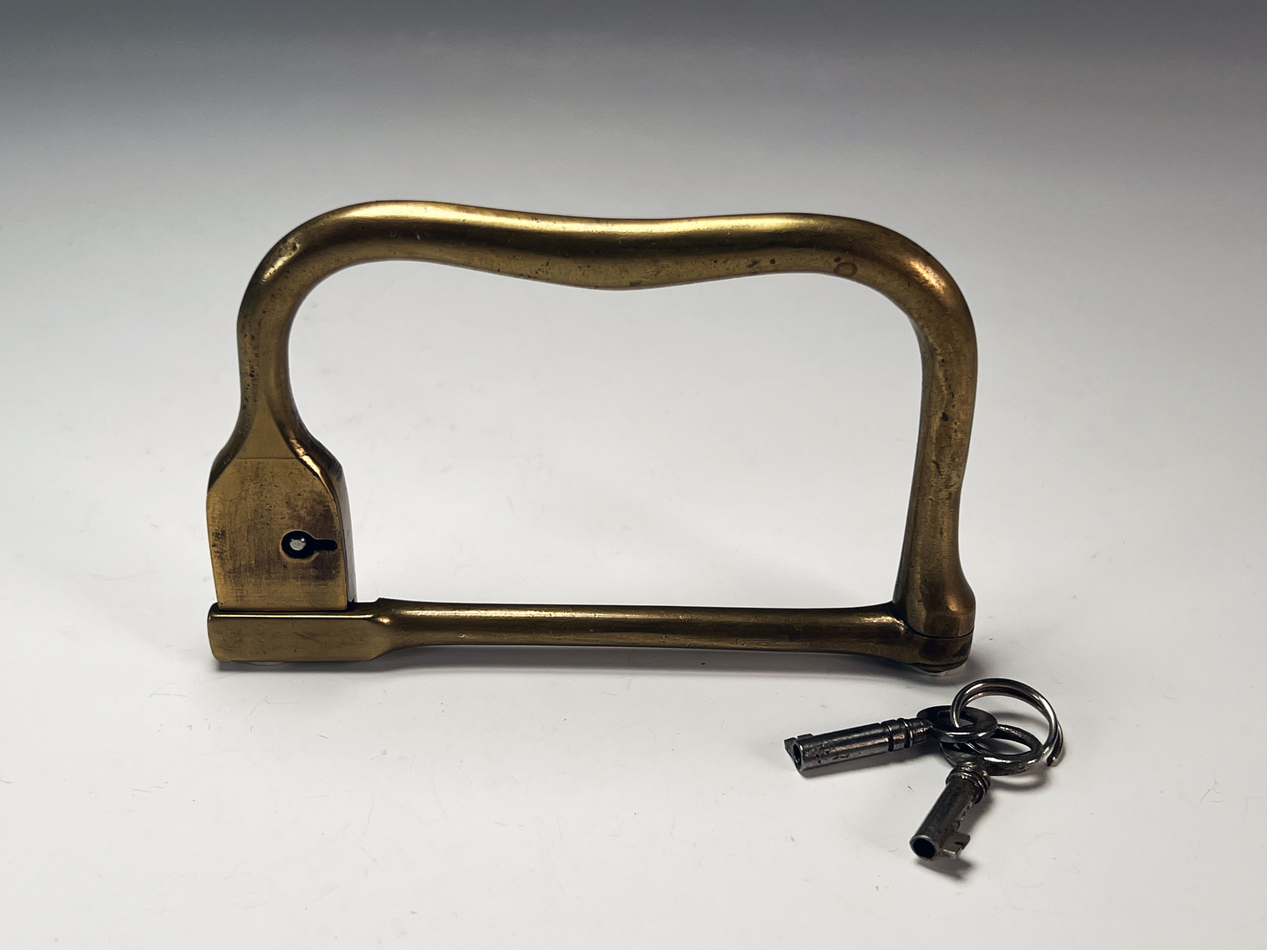 Vintage Brass Shackle Lock Sea Bag Hasp With Key image 1
