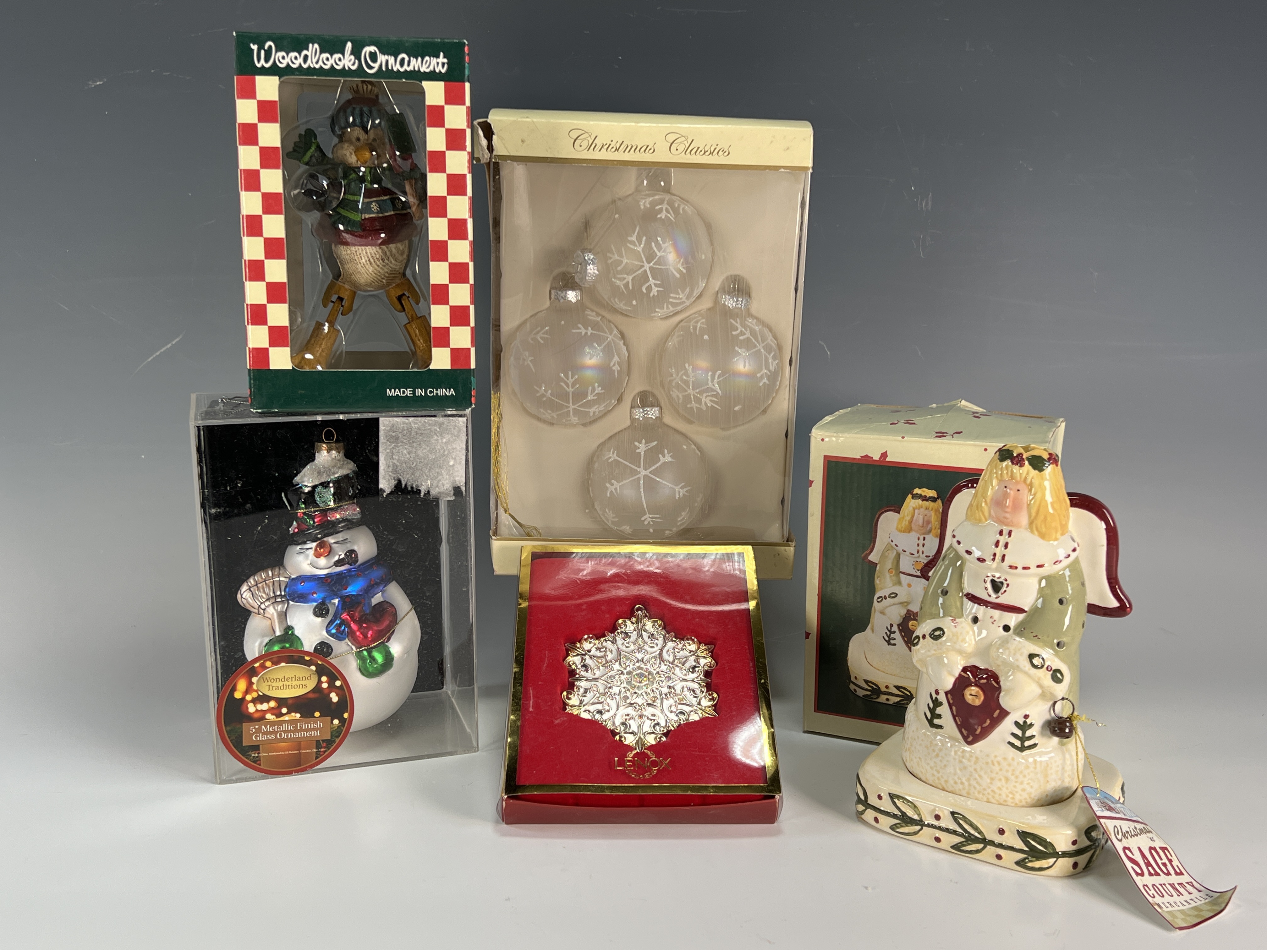 Lot Of Glass & Ceramic Christmas Ornaments  image 1