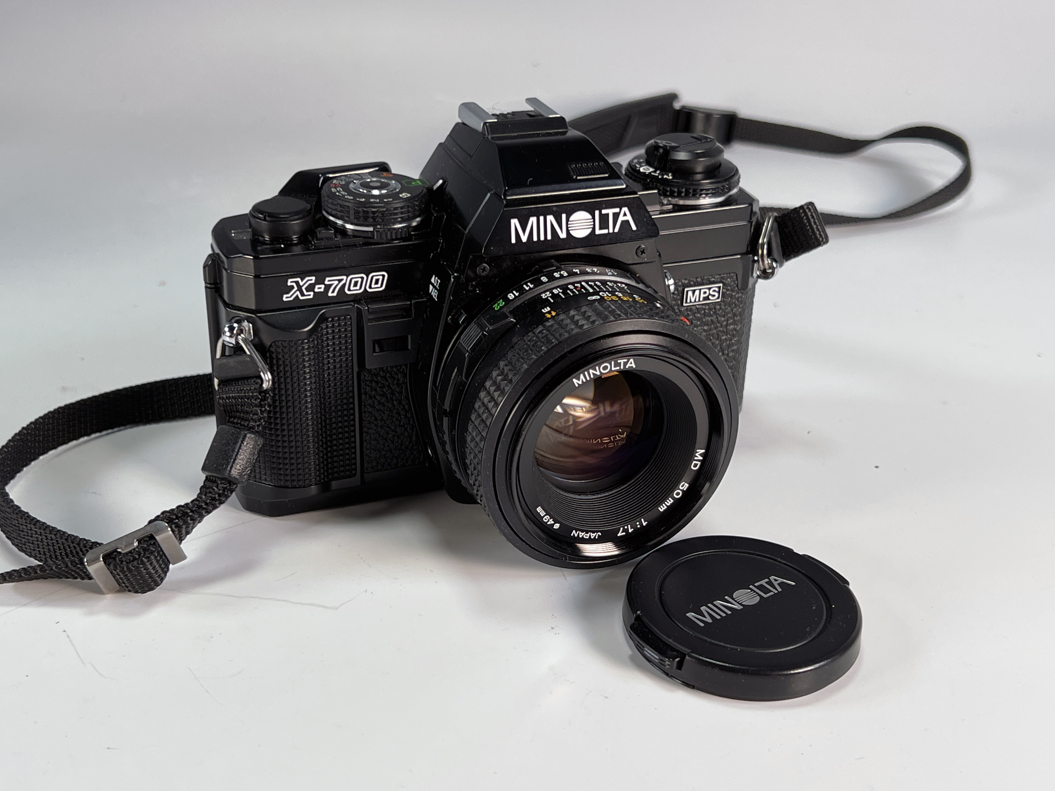 Minolta X-700 Vintage Camera And Accessories image 2