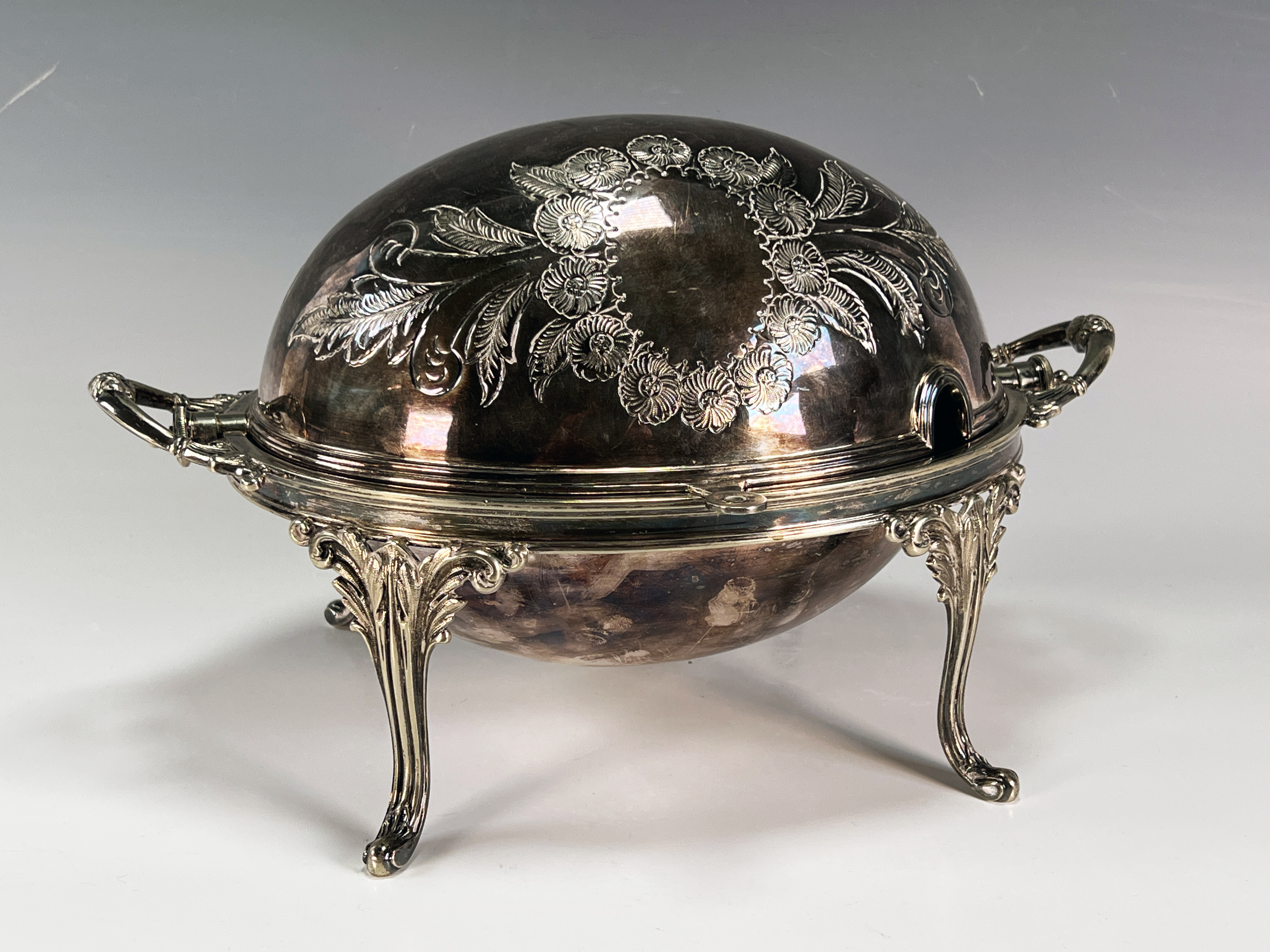 Walker & Hall Sheffield Silverplate Domed Serving Dish image 1