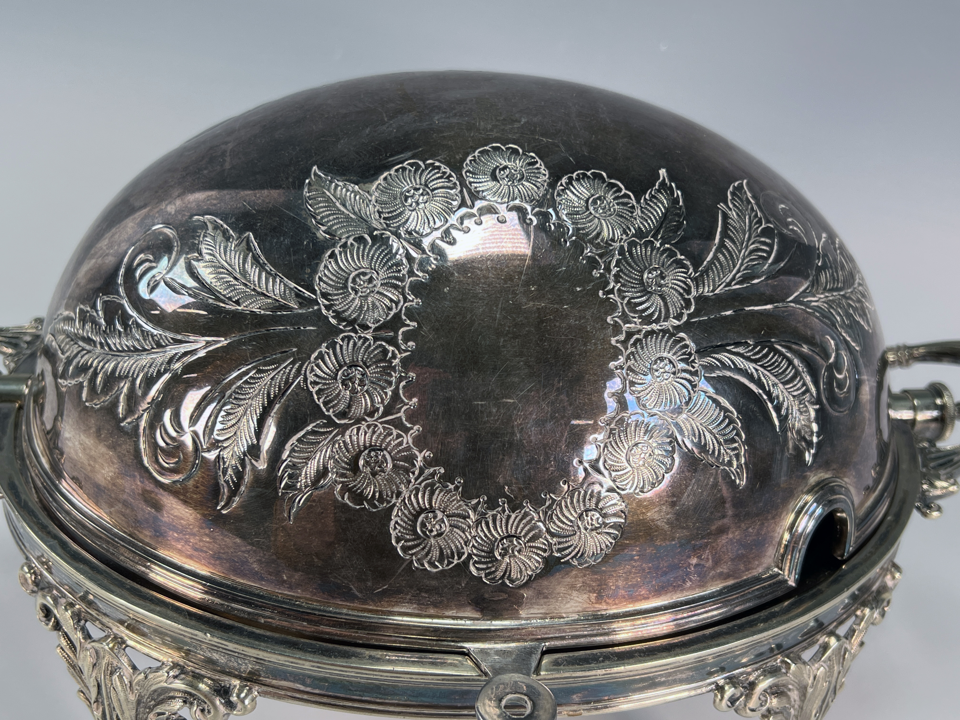 Walker & Hall Sheffield Silverplate Domed Serving Dish image 3