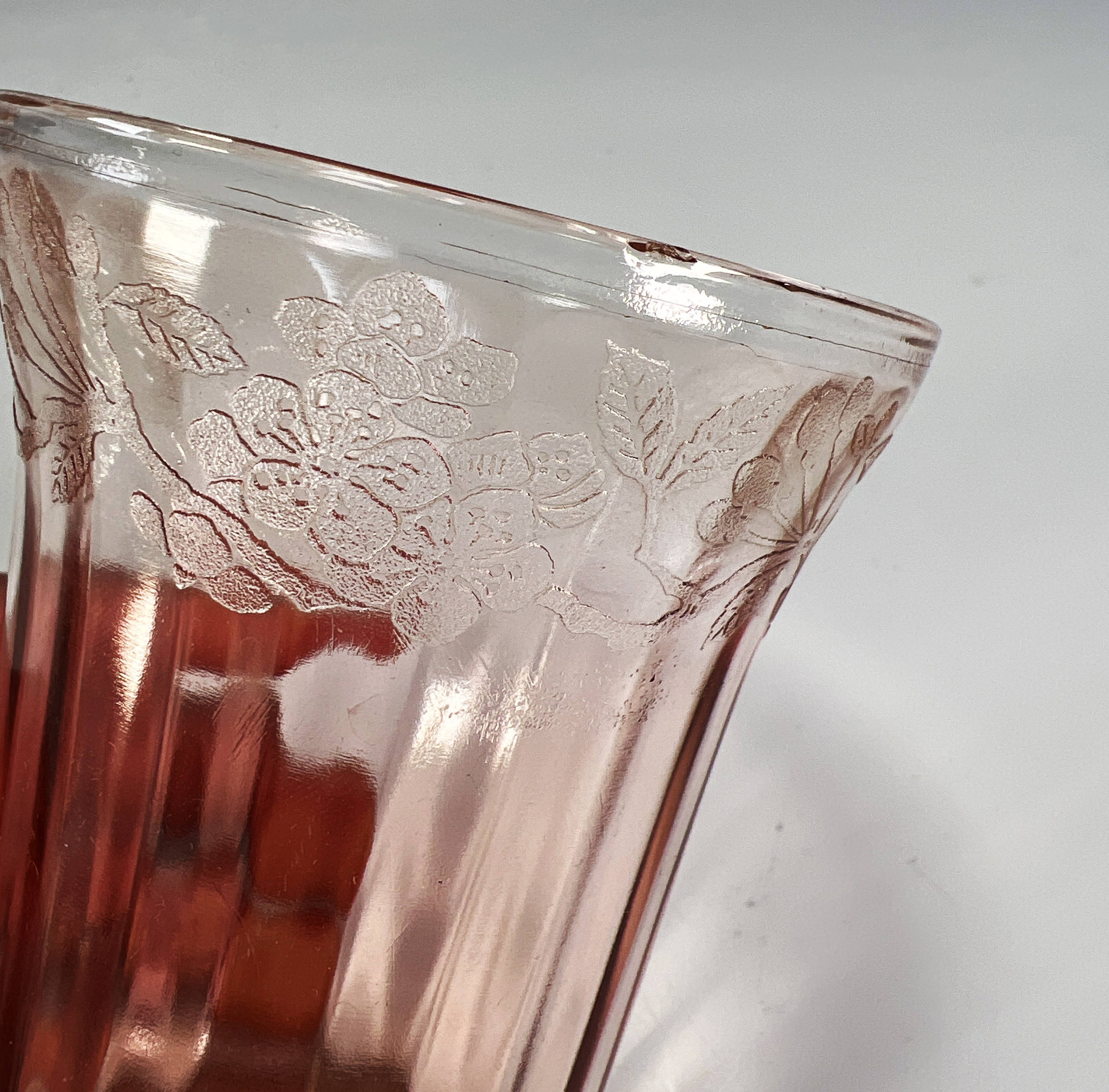 Vintage Pink Depression Glass Tumblers  image 3