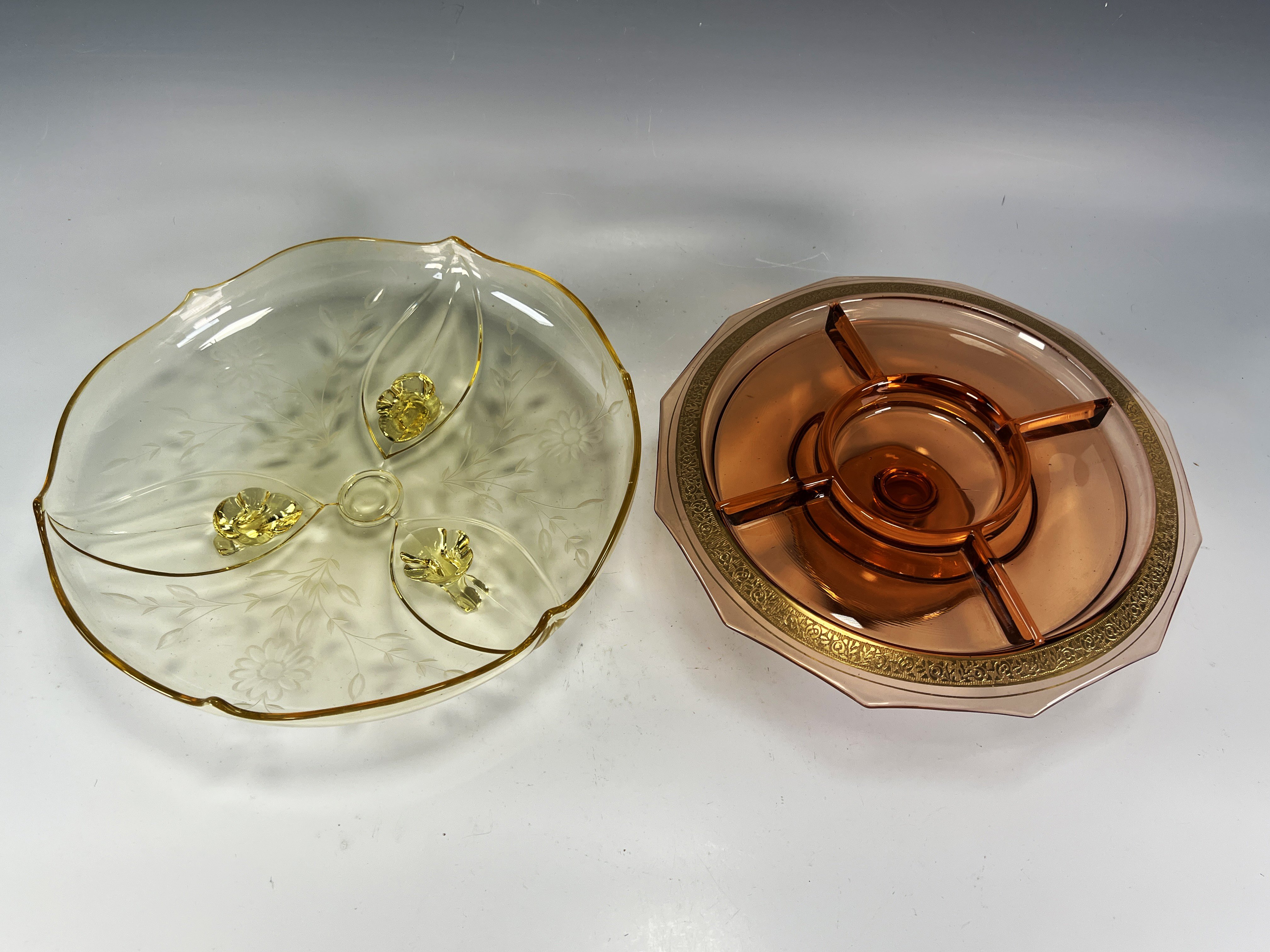 Elegant Glass Tableware image 1
