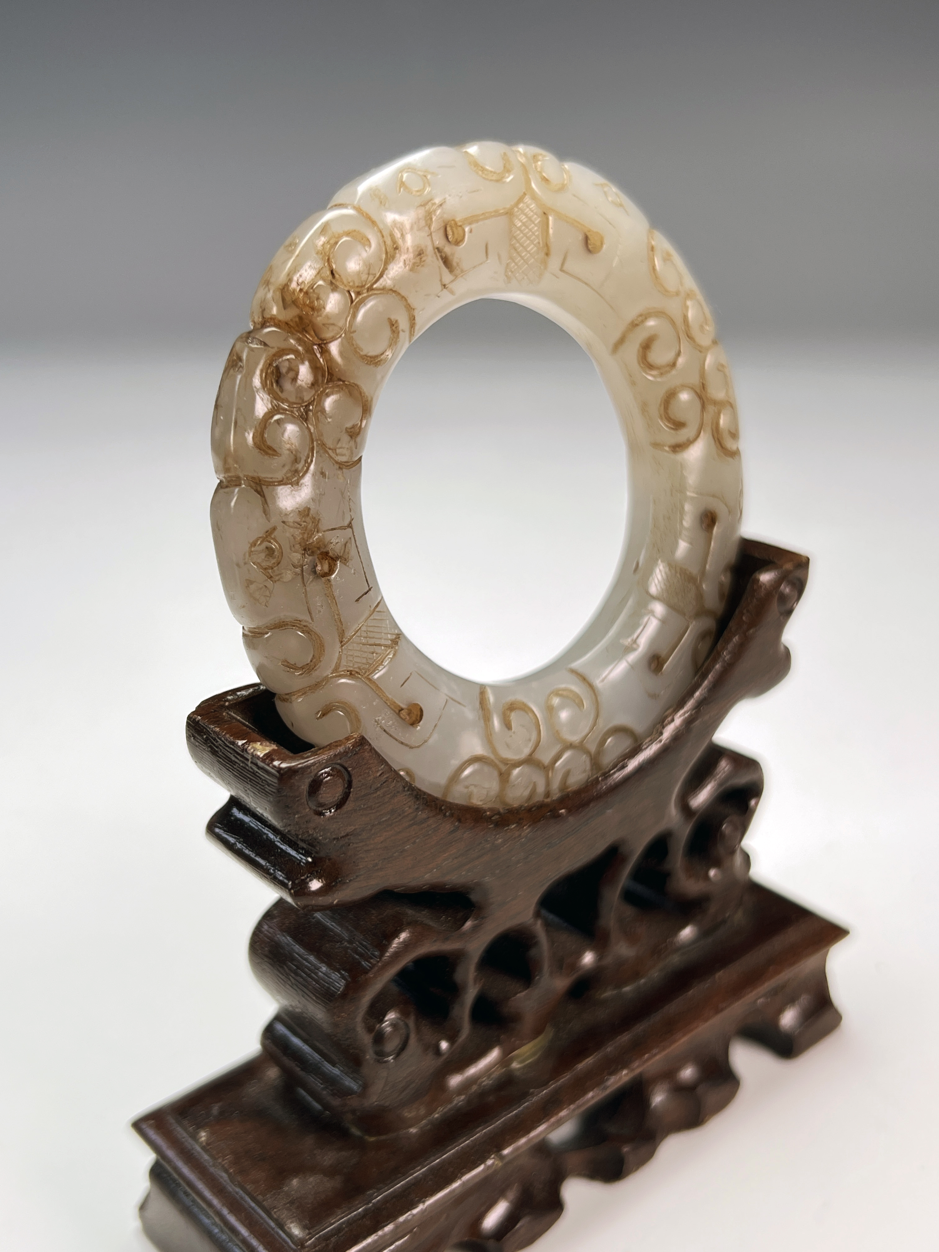 Carved Jade Bangle In Wooden Box image 2
