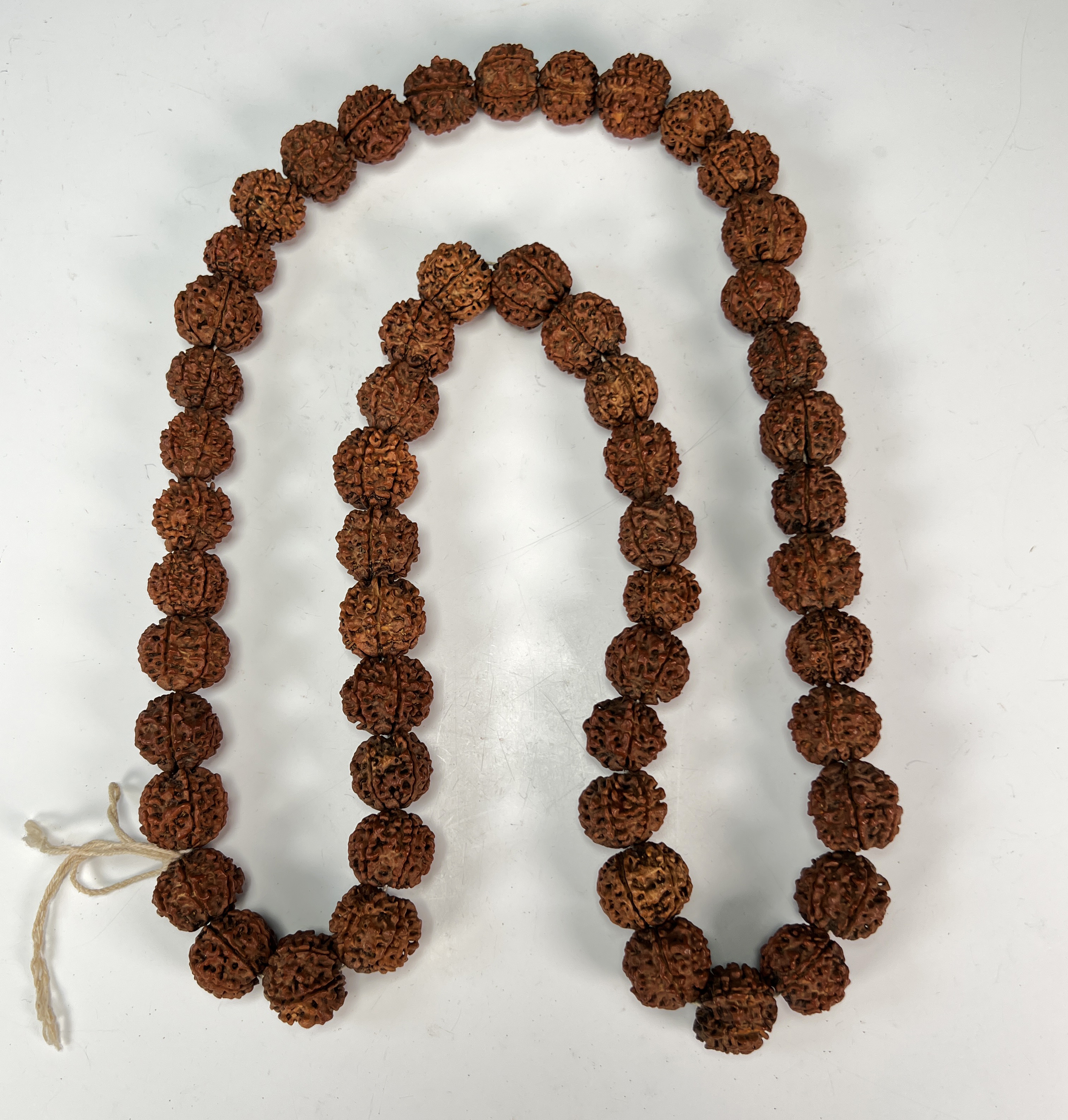 Traditional Chinese Puti Bead Necklace - A Cultural Gem image 2