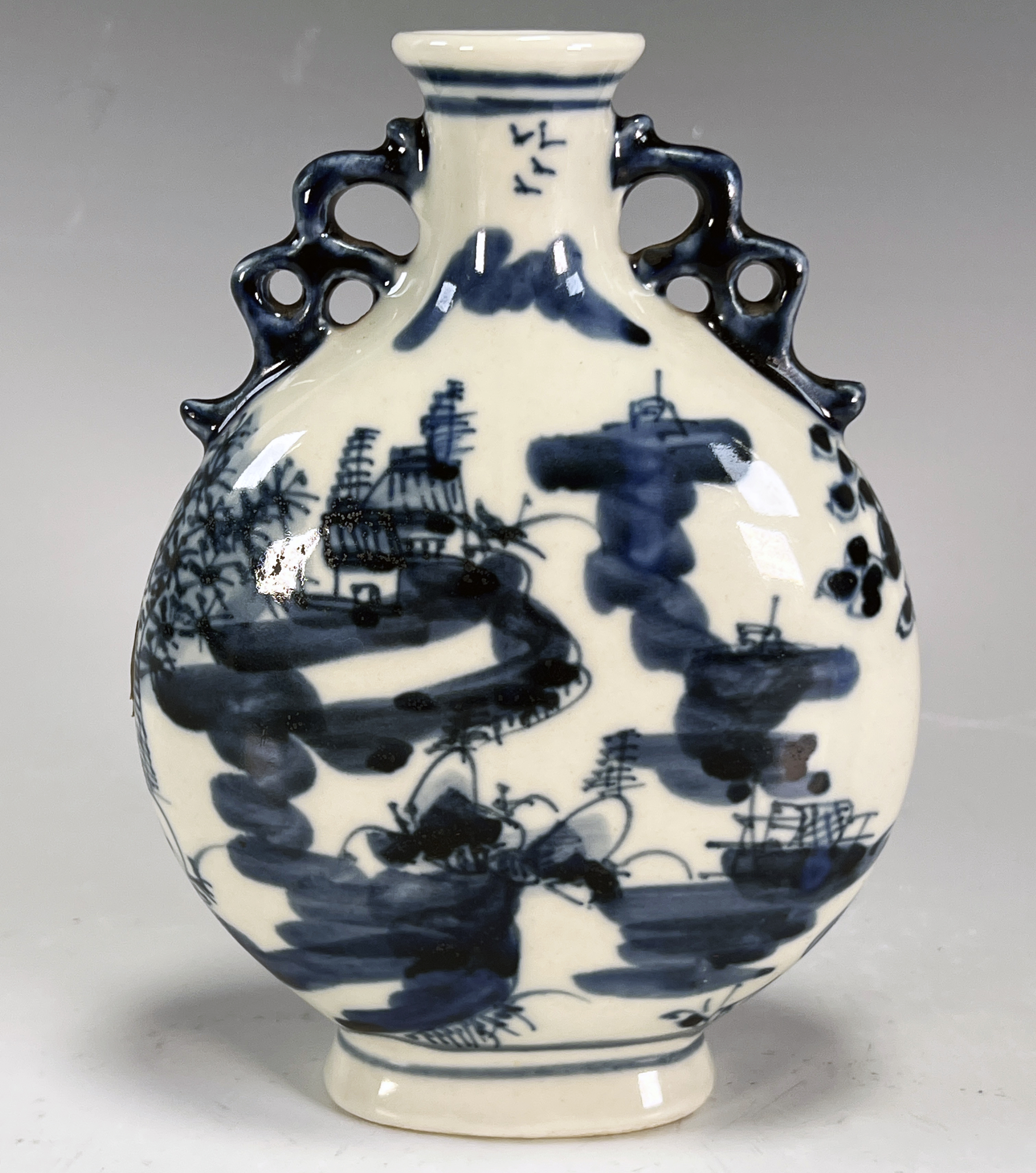 Exquisite Blue & White Chinese Moonflask Vase - 6.5 Inches image 1