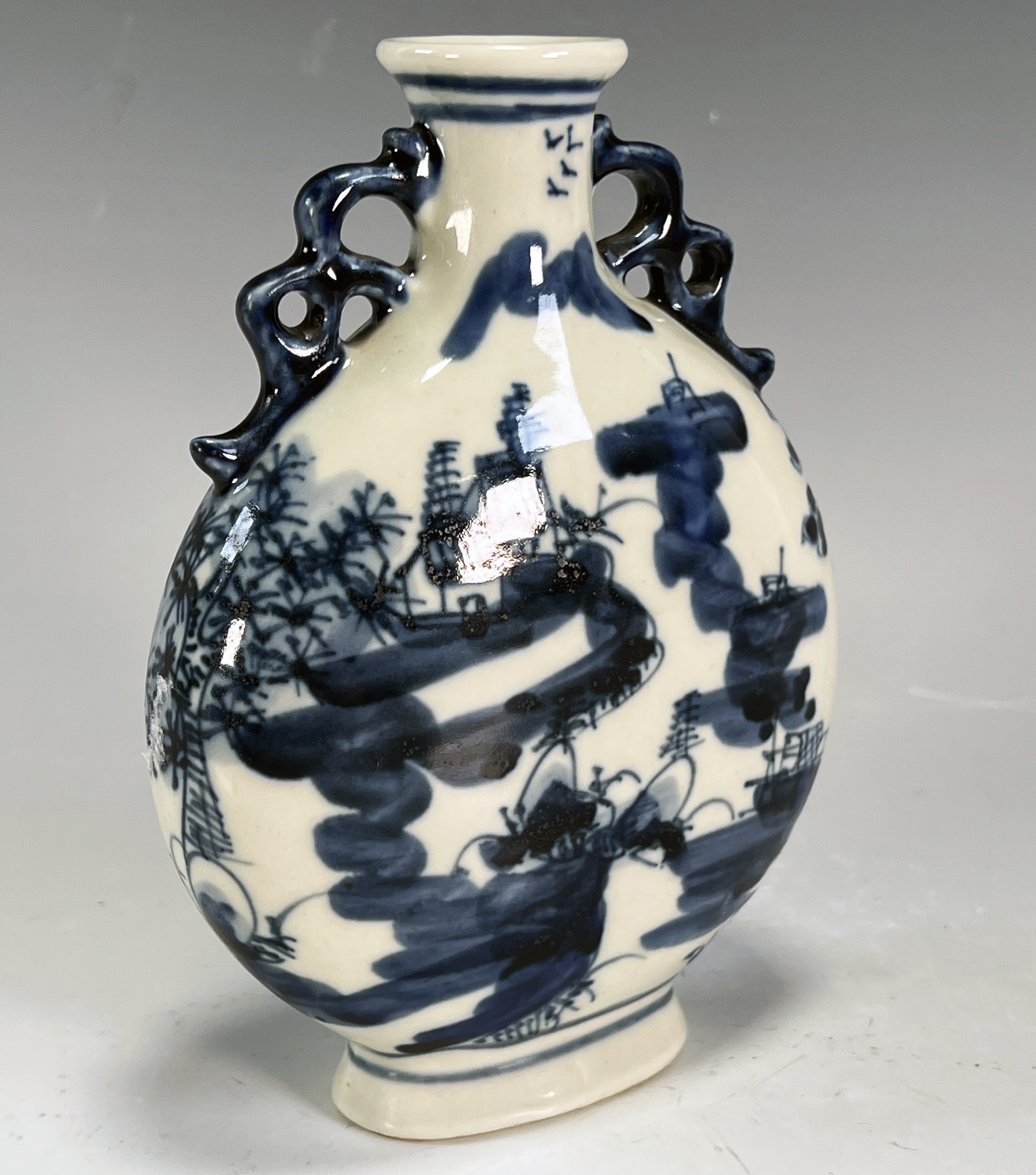 Exquisite Blue & White Chinese Moonflask Vase - 6.5 Inches image 2