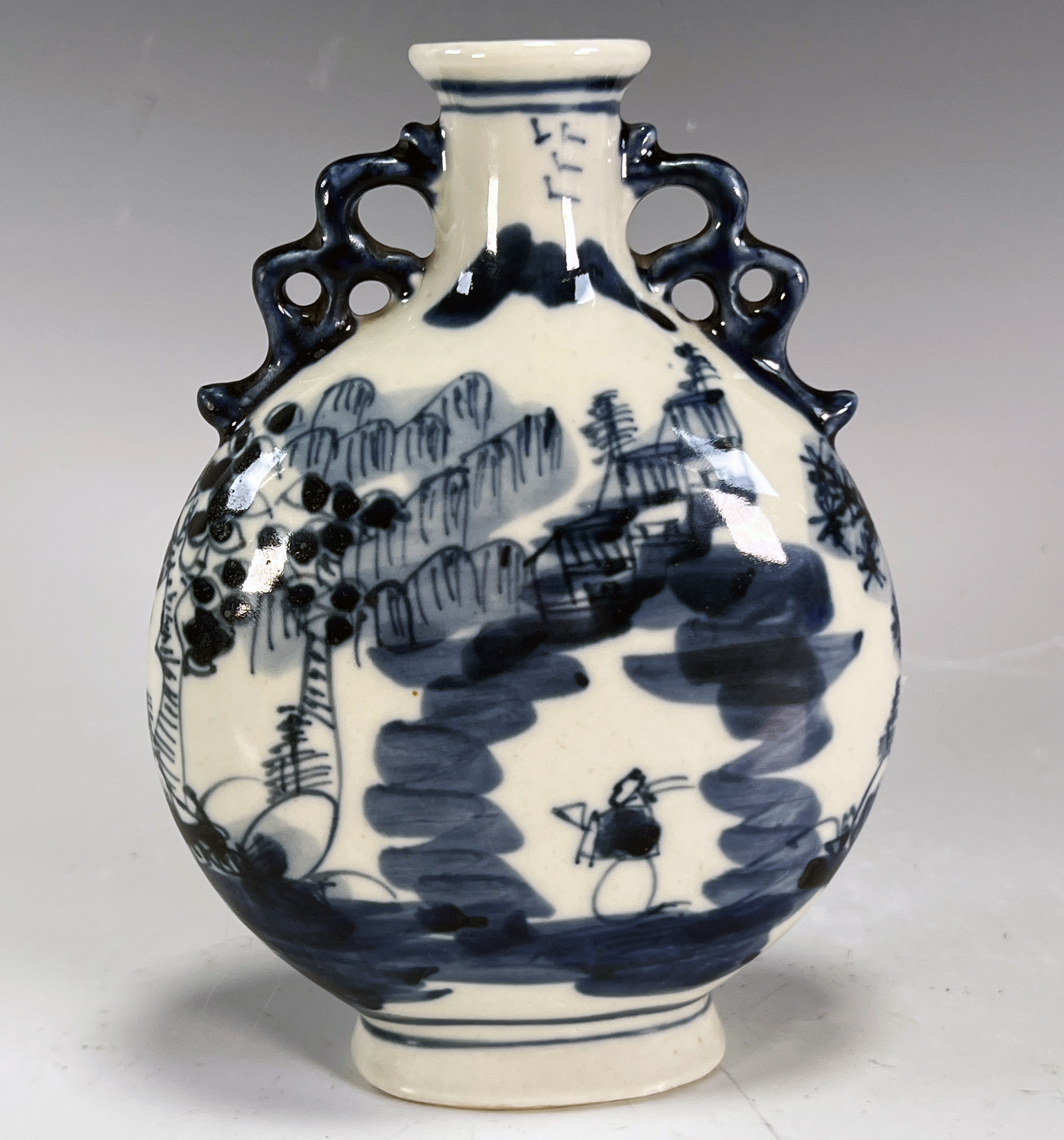 Exquisite Blue & White Chinese Moonflask Vase - 6.5 Inches image 3