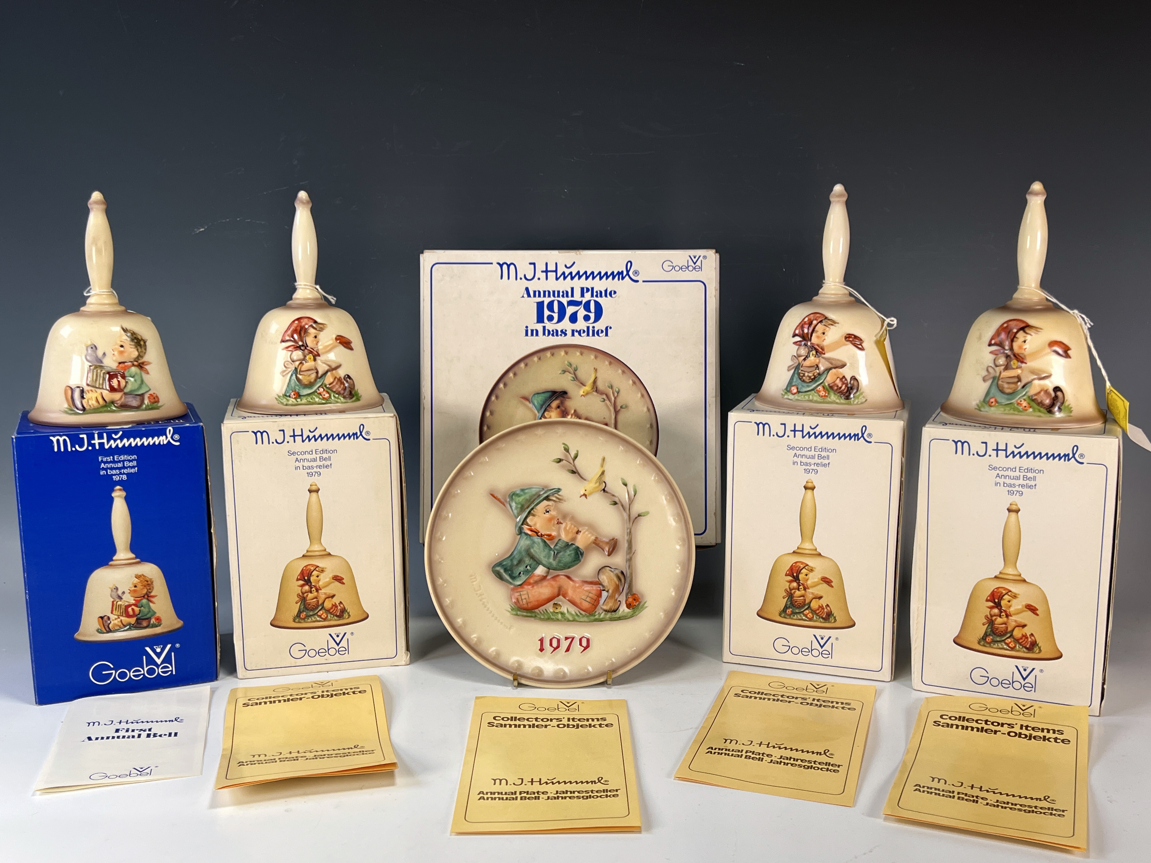 Goebel Hummel Collector Bas Relief Bells & Plate image 1