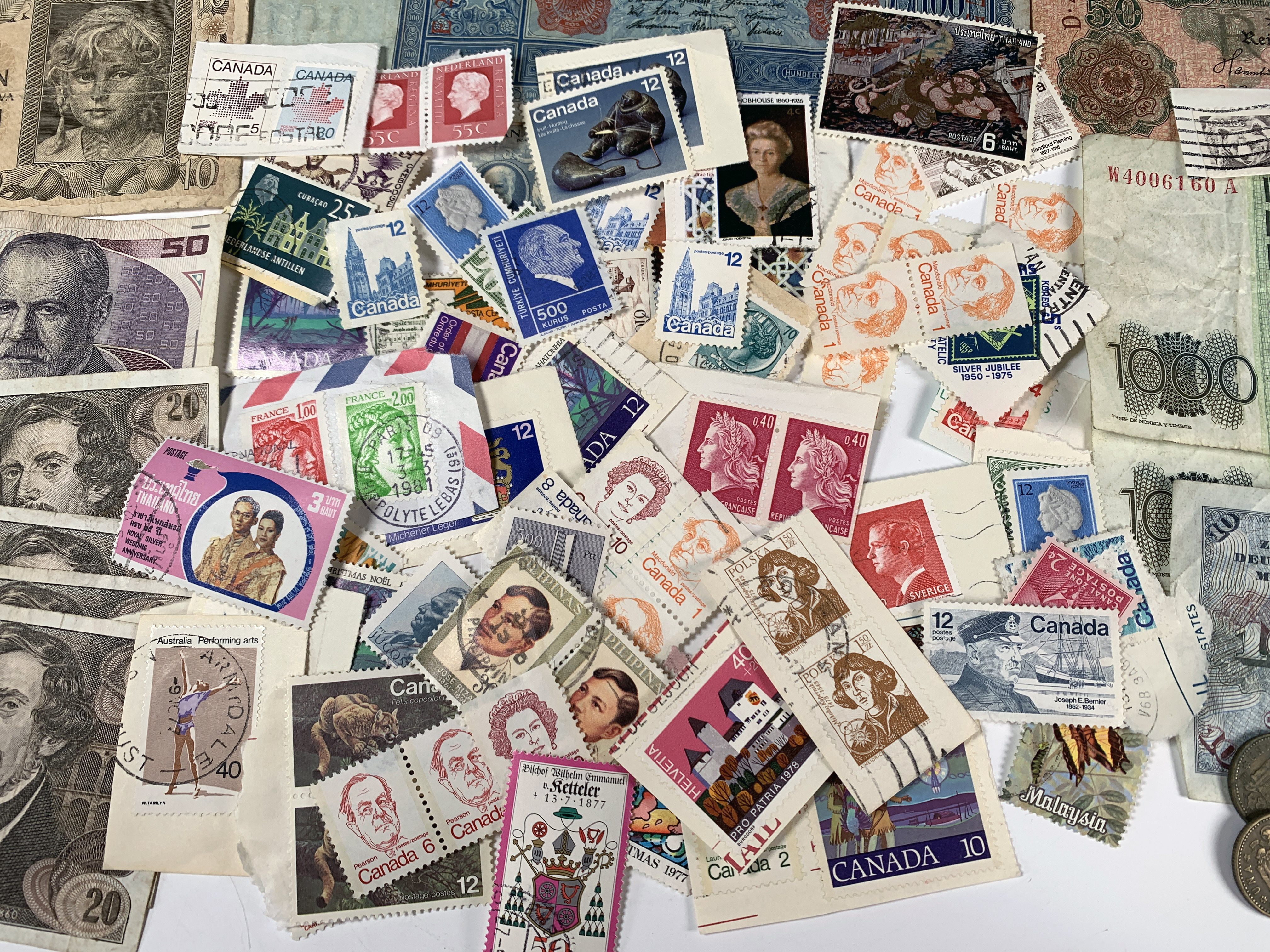 Lot Of Vintage And Modern International Currency & Stamps image 5