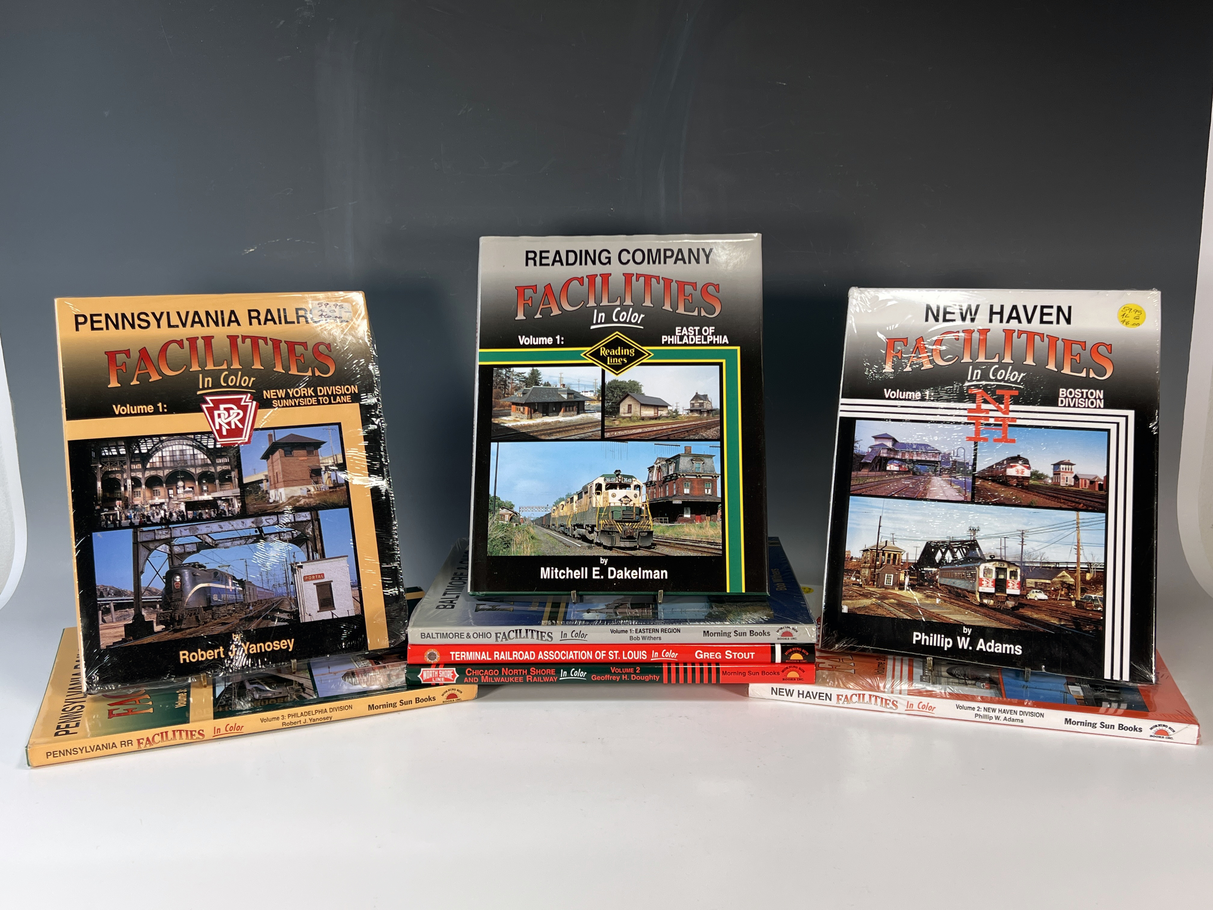 8 Facilities In Color Books On Trains & Railroads image 1