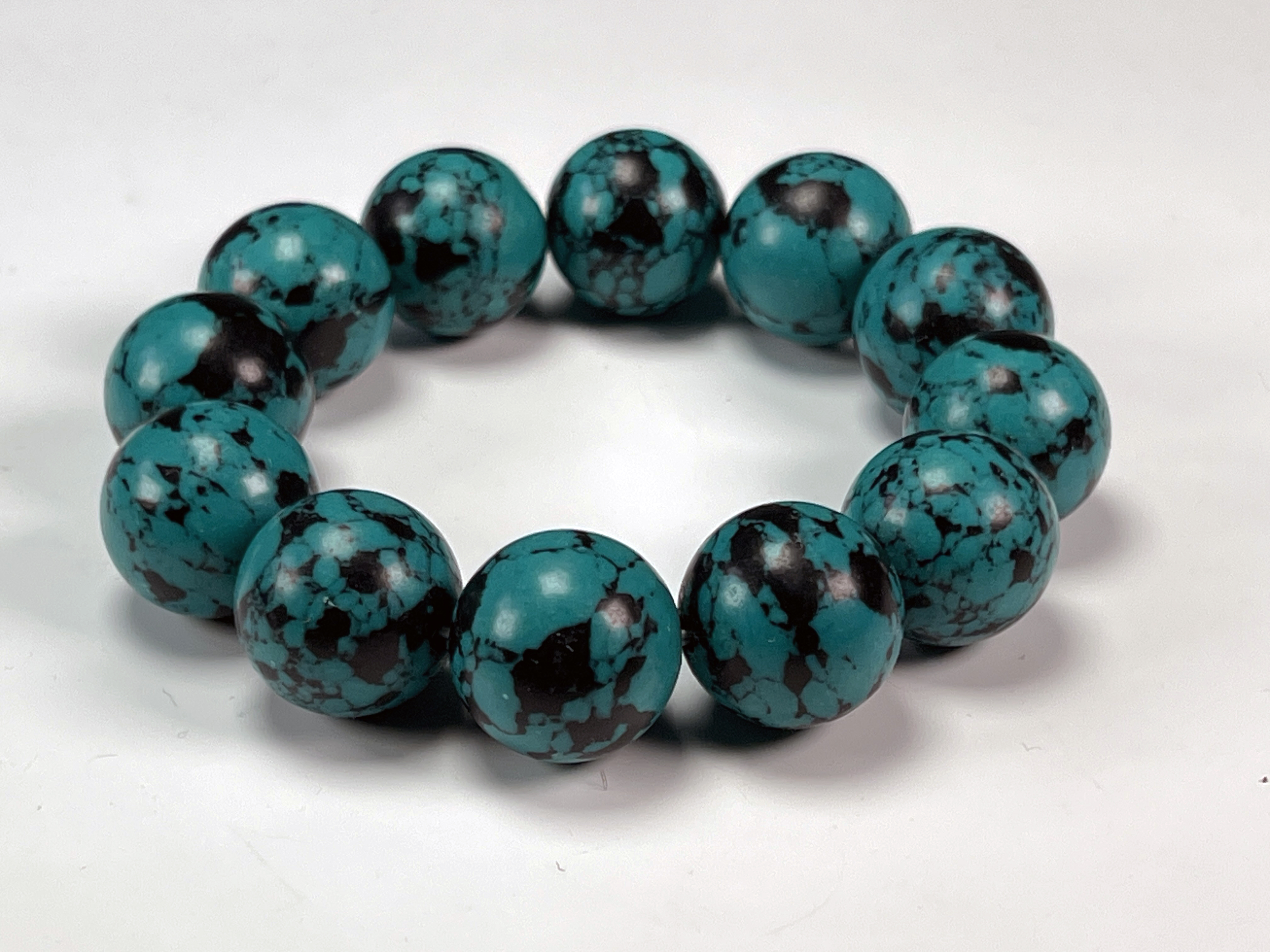Vibrant Turquoise Color Beaded Bracelet image 2