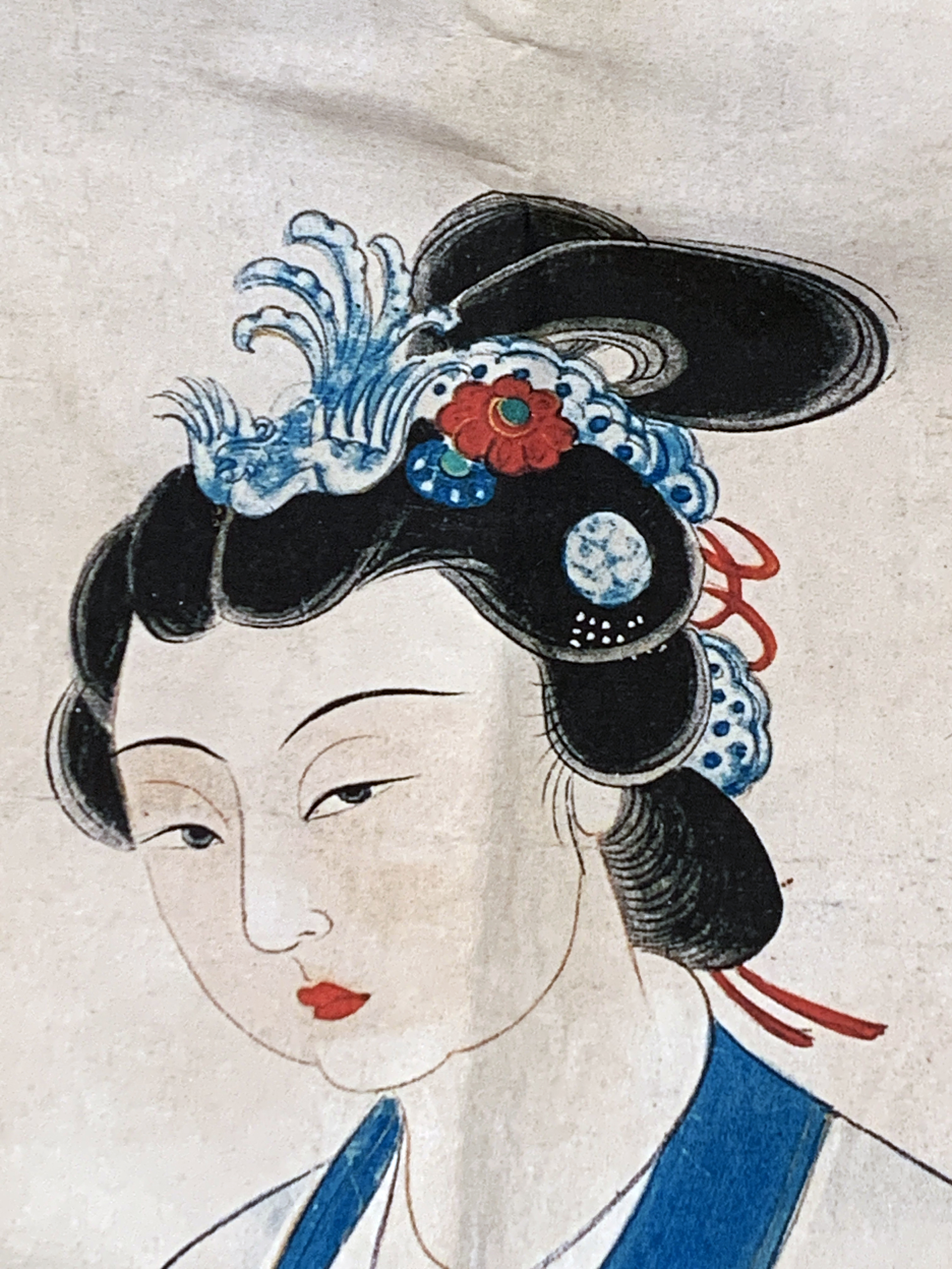 Elegant Court Lady Traditional Chinese Painting image 3