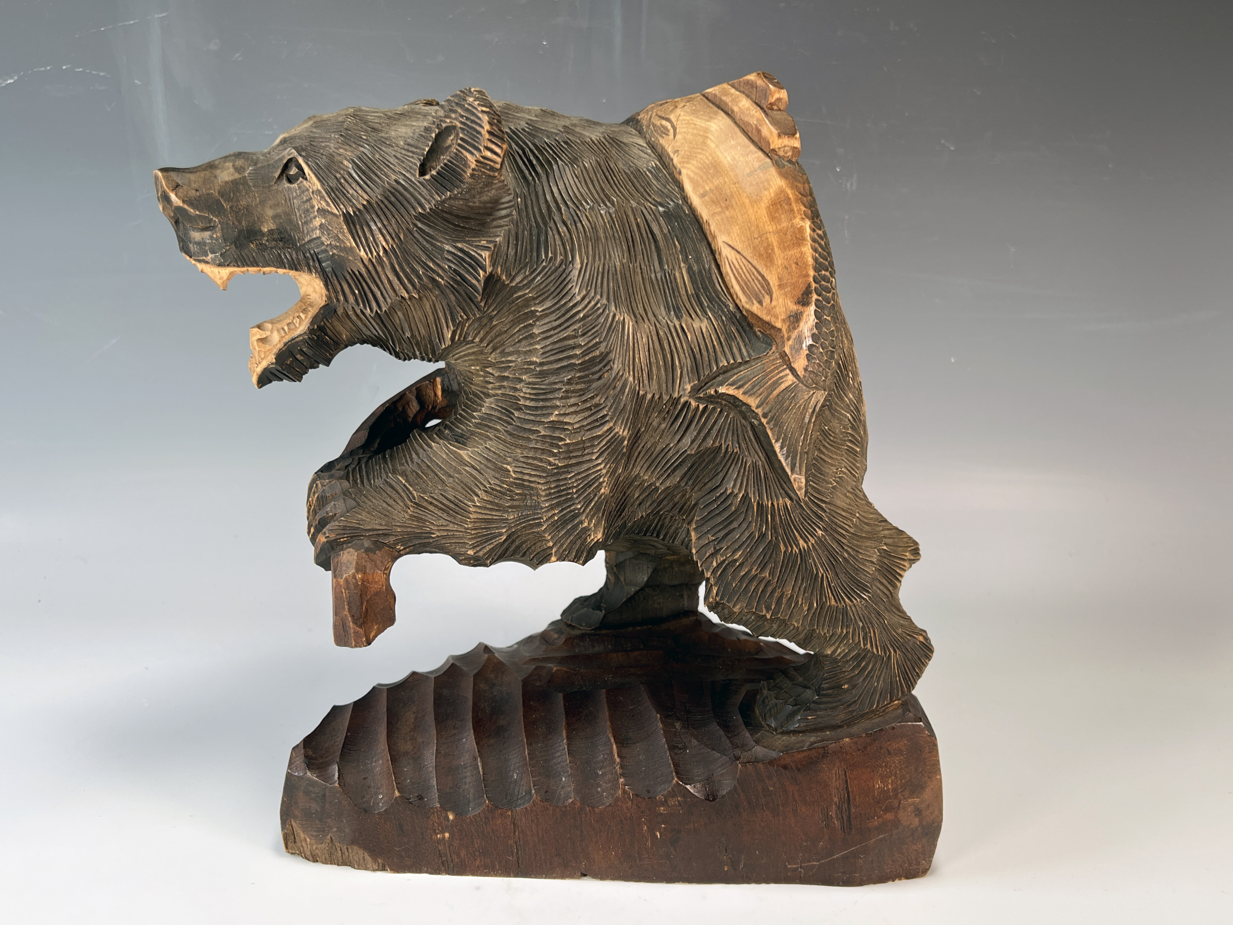Vintage Carved Japanese Wooden Hokkaido Ainu Bear image 5