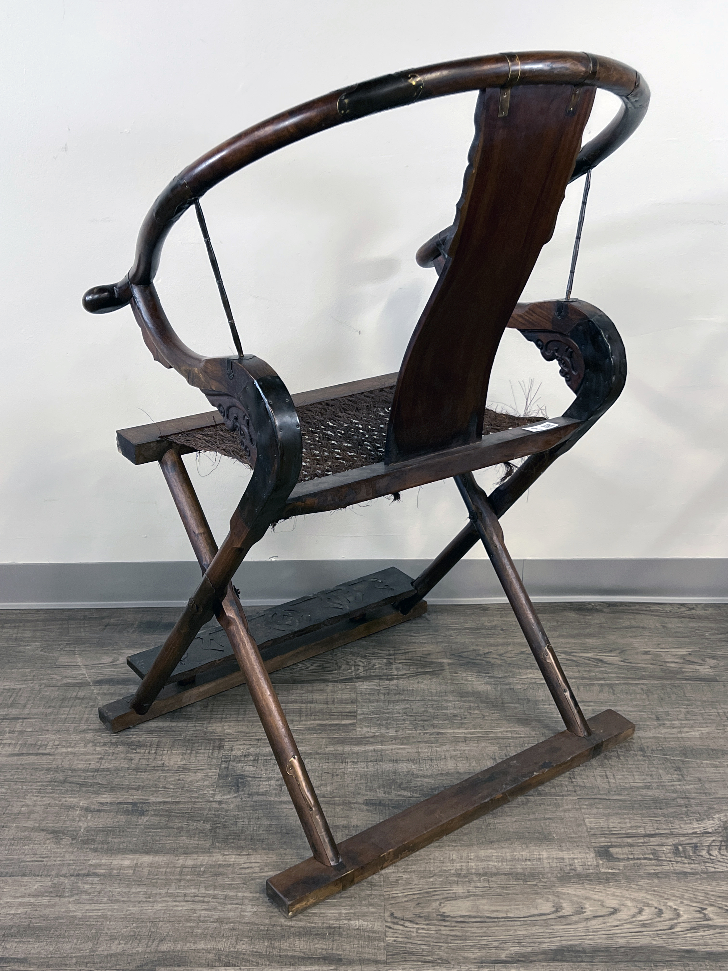 Huanghuali Folding Chairs With Calligraphy Backsplat image 10